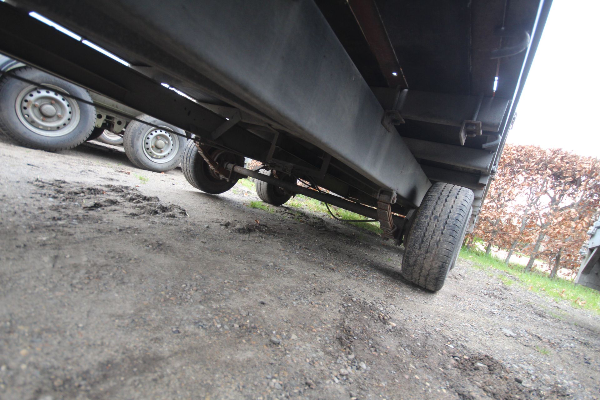 Ifor Williams 14ft twin axle flat bed trailer. With manual crane, sides and recent new floor. Key - Image 31 of 39