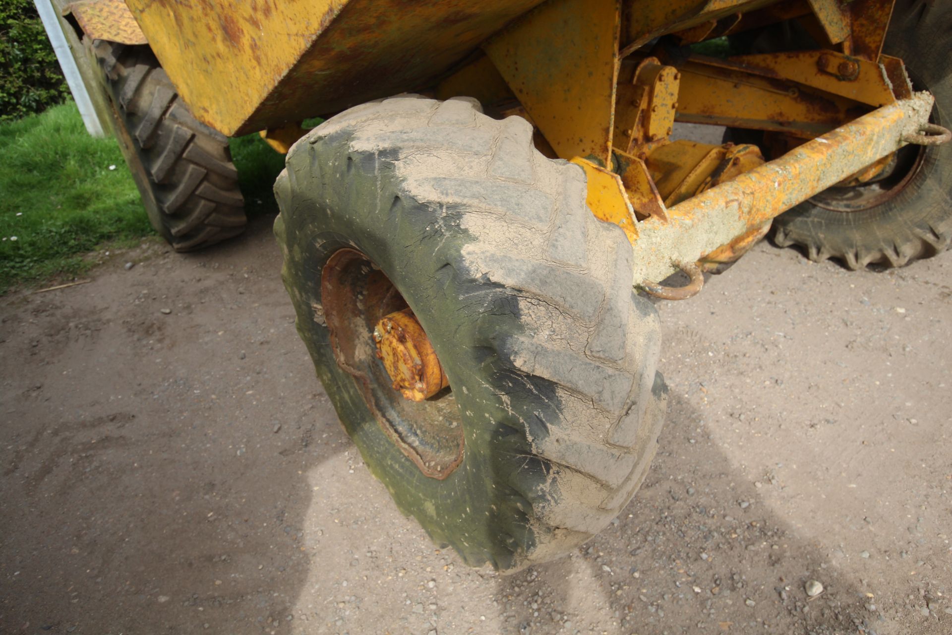 ** Online Video Available ** Thwaites 6000 2.5T 4WD crank start dumper. Vendor reports runs and dri - Image 6 of 24