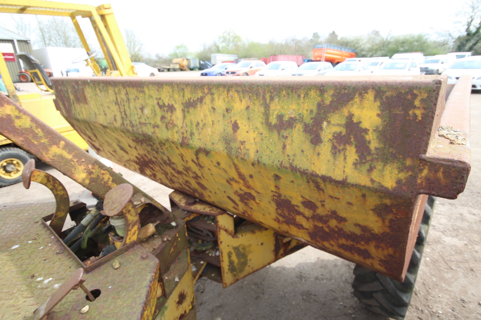 Thwaites 4000 2T 4WD crank start dumper. - Image 21 of 25