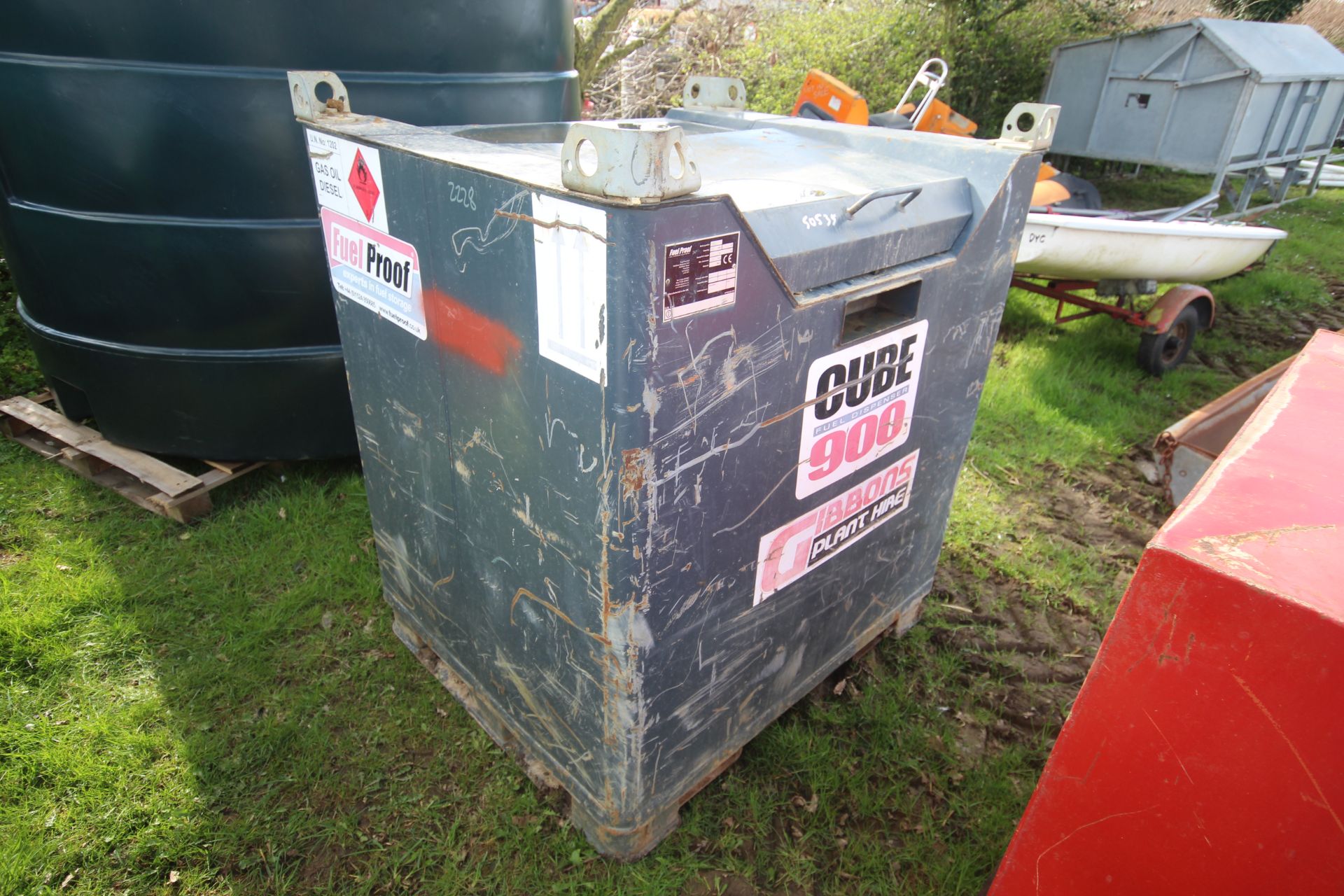 Fuel Proof 900L bunded fuel cube. 2018. With manual pump. For sale on behalf of the Directors,