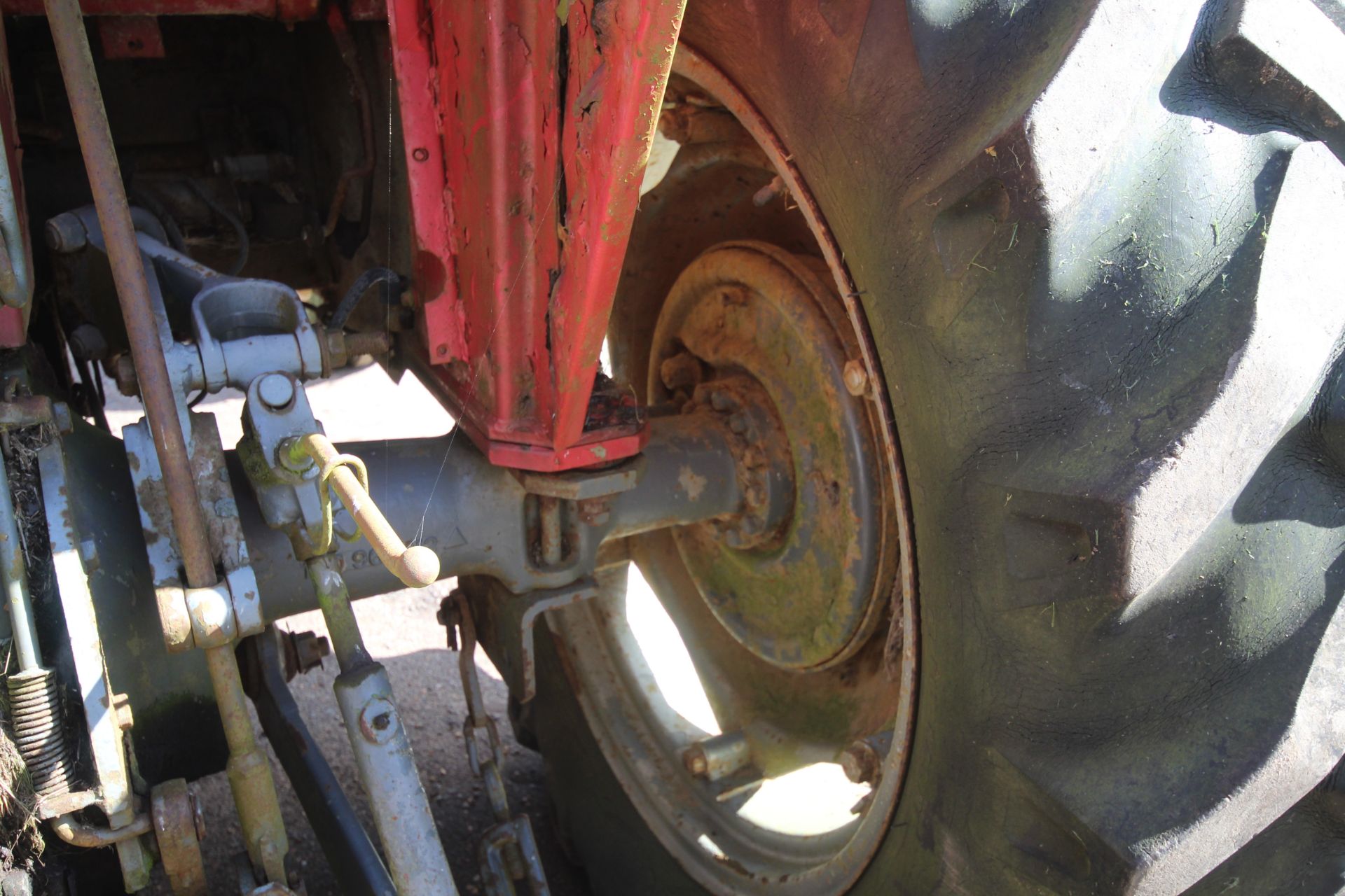 Massey Ferguson 550 2WD tractor. Registration DPV 391T (no paperwork). Date of first registration - Image 27 of 54