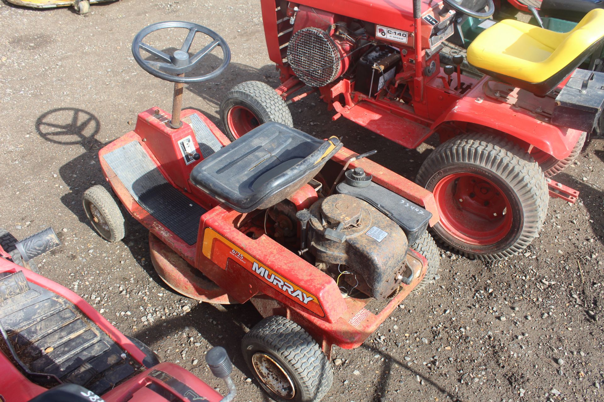 Murray 6/25 ride-on mower. Serial number 041202. V - Image 3 of 15