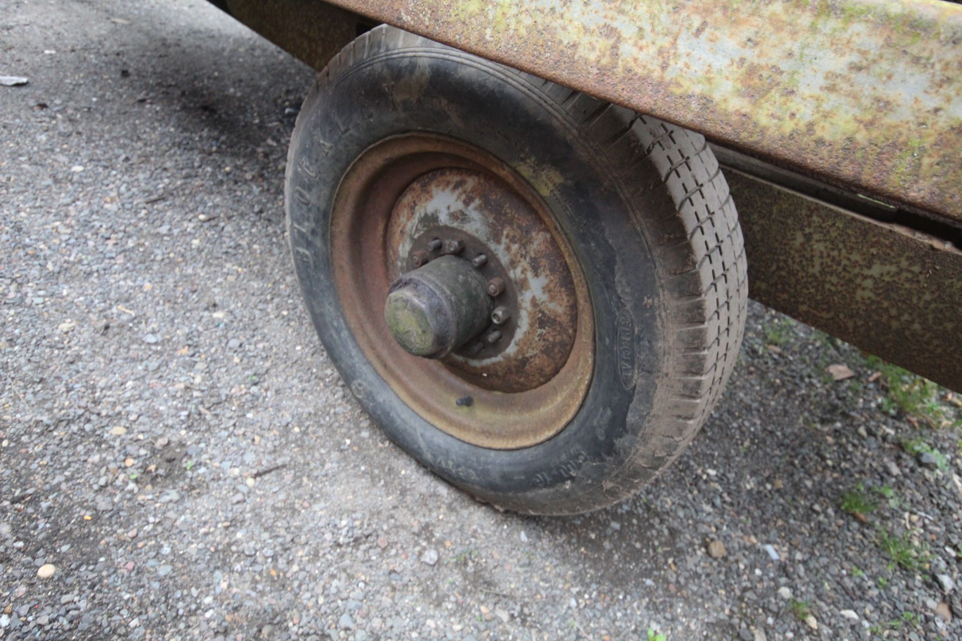 Ferguson 3T single axle tipping trailer. Vendor reports that is it sfitted with 7.50-16 Blockley - Image 16 of 21