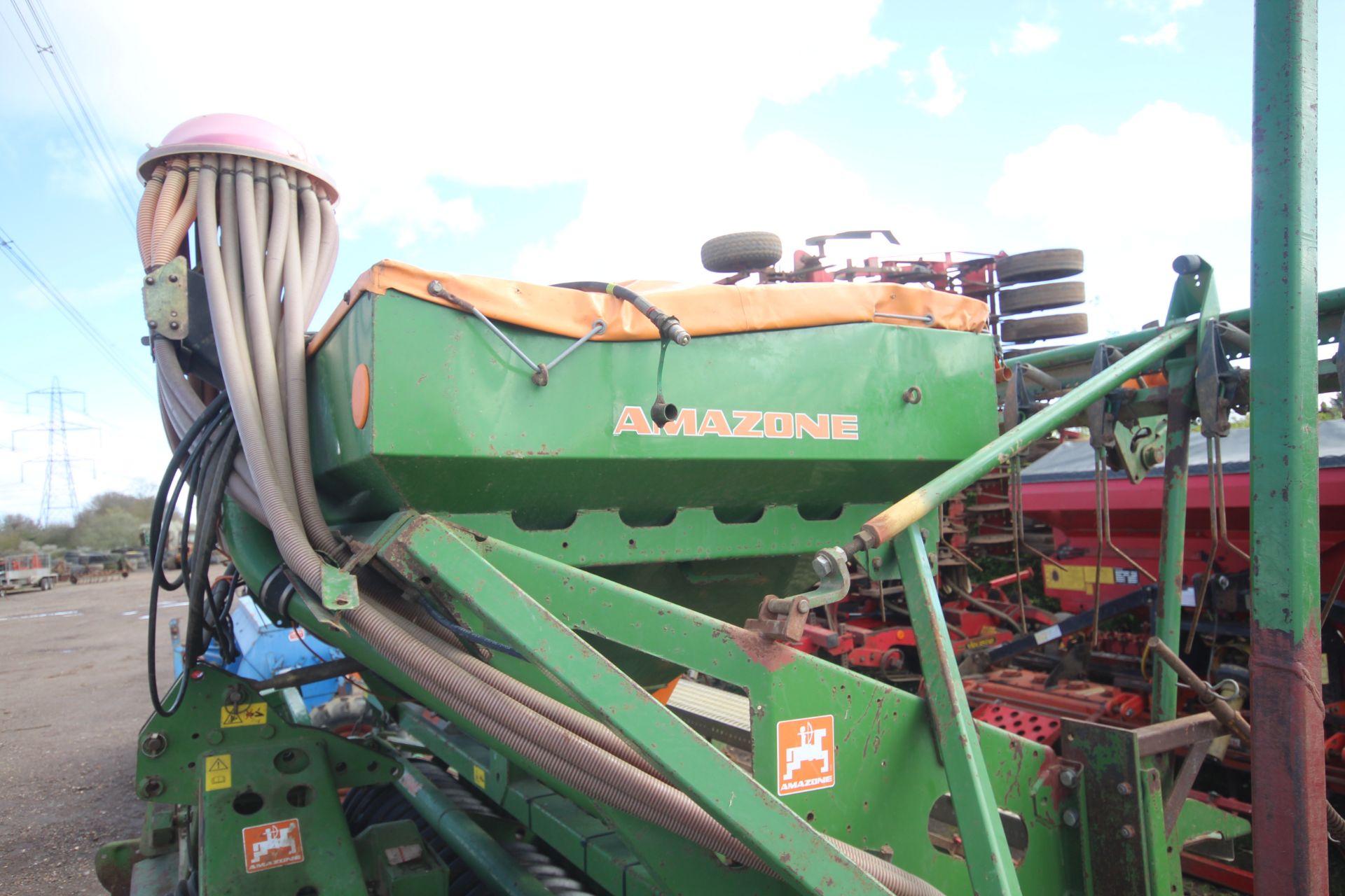 Amazone KE403 4m combination drill. 2005. With disc coulters, pre-em and tramlime. Manual, Control - Image 16 of 44