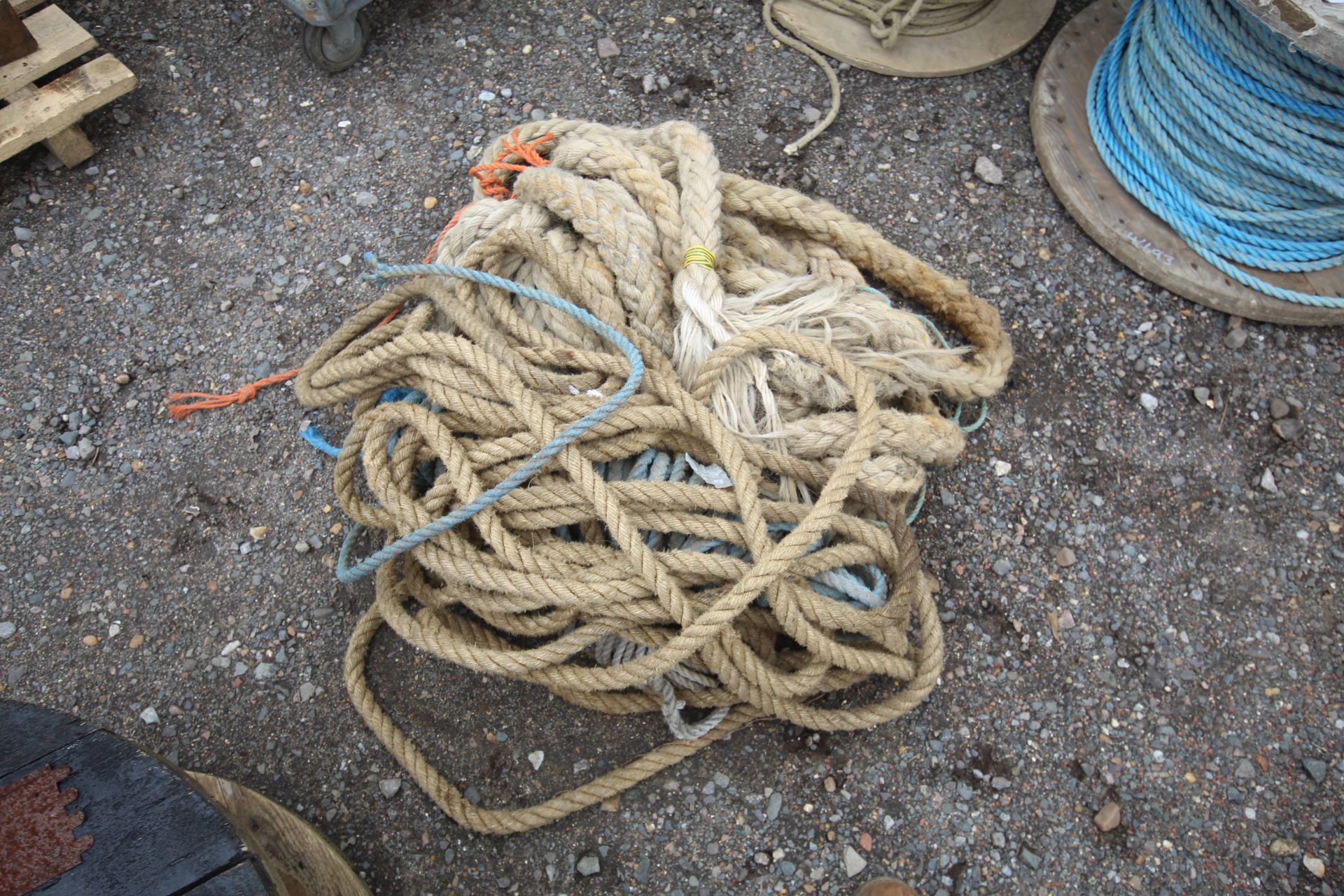 Quantity of rope. V