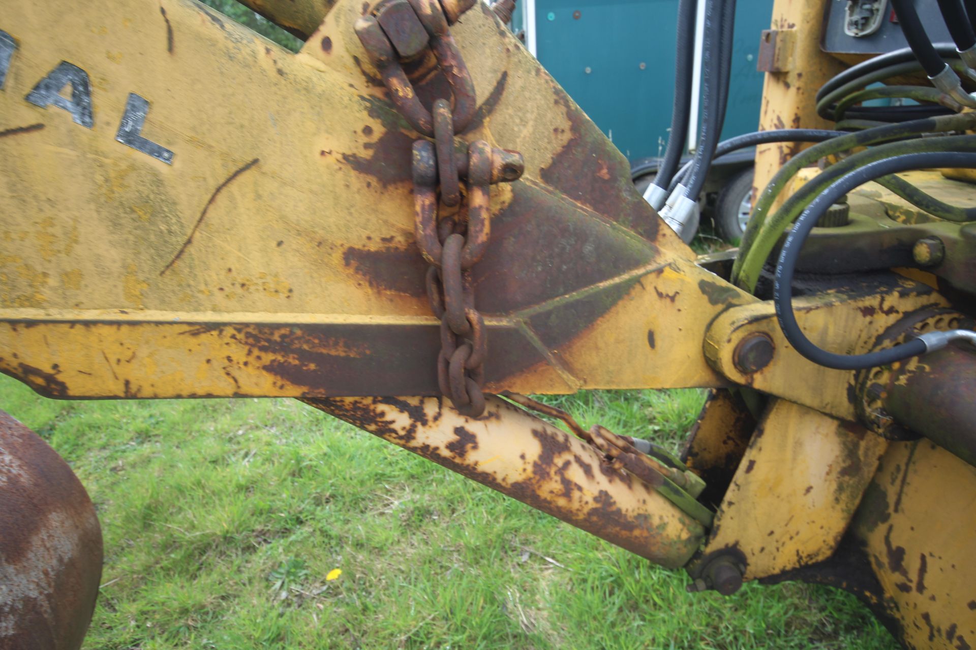 International Harvester 260A 2WD backhoe loader. Registration CWJ 891T (no paperwork). Date of first - Image 39 of 104