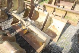 4x excavator buckets. To include 12in, 24.5in, 23in and 59in grading. For sale on behalf of the