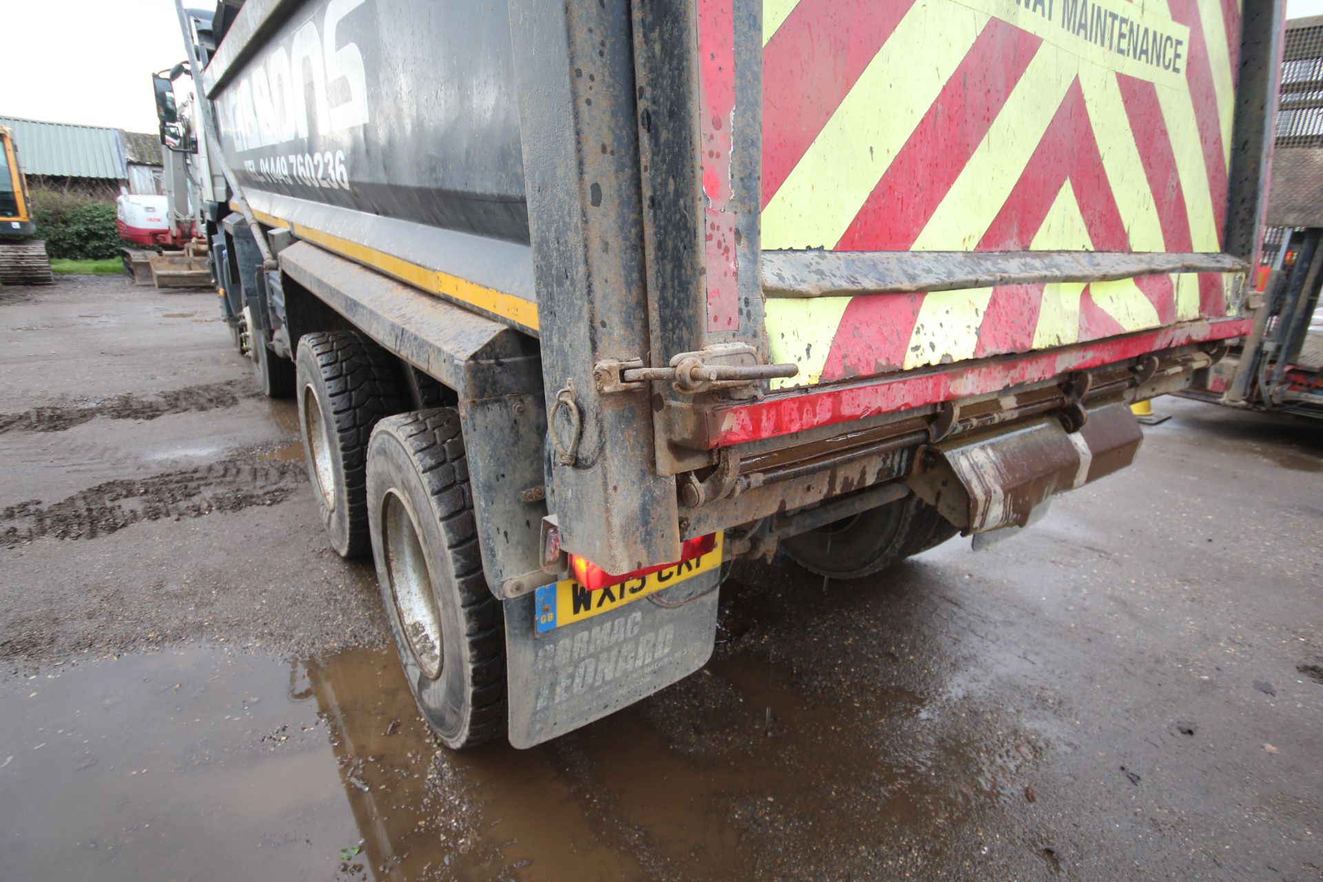 Volvo FMX 410 8x4 32T tipper. Registration WX13 CKF. Date of first registration 17/05/2013. 520, - Image 32 of 80