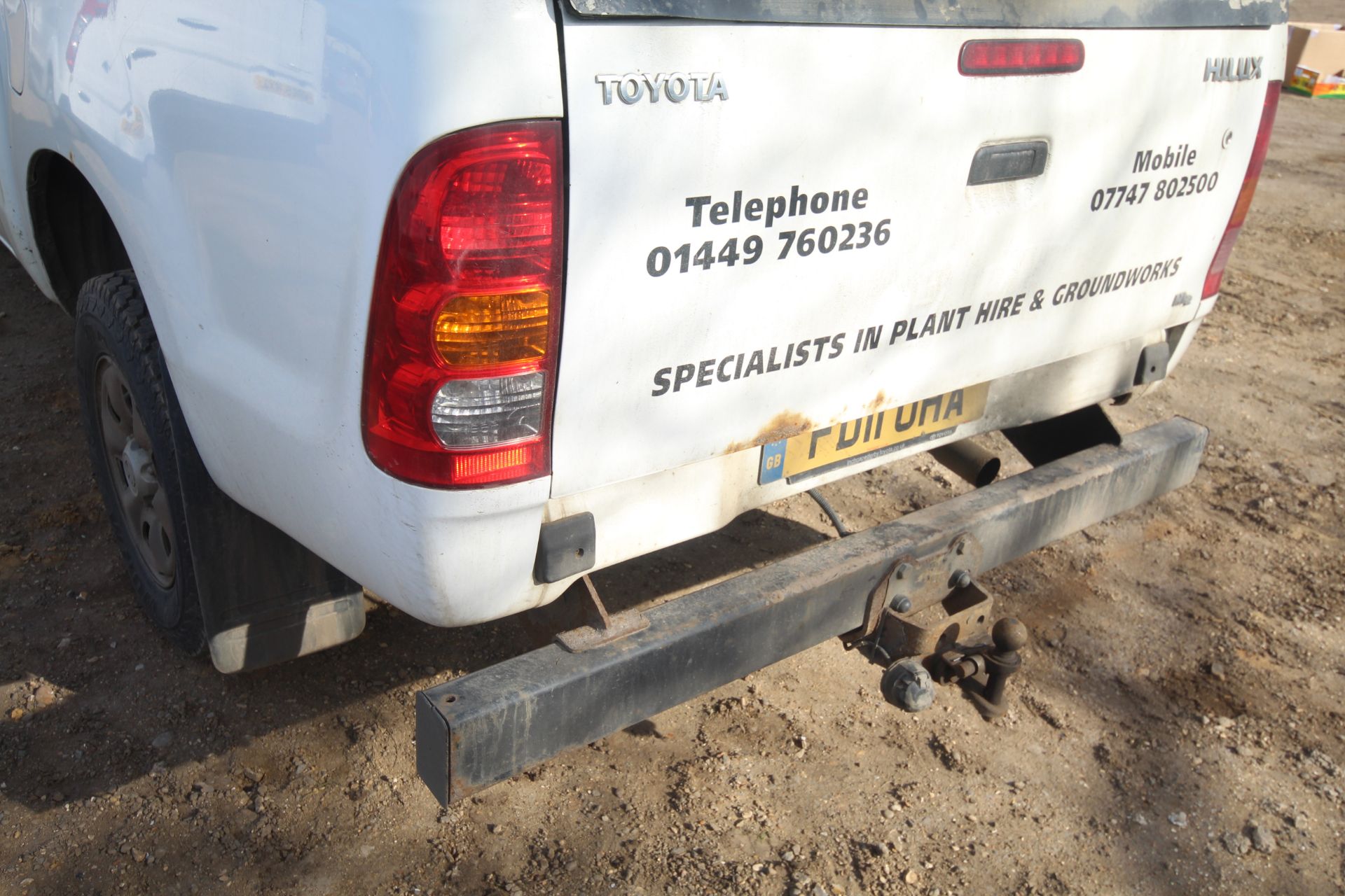 Toyota Hilux 2.5L diesel manual double cab pick-up. Registration FD11 UHA. Date of first - Image 19 of 58