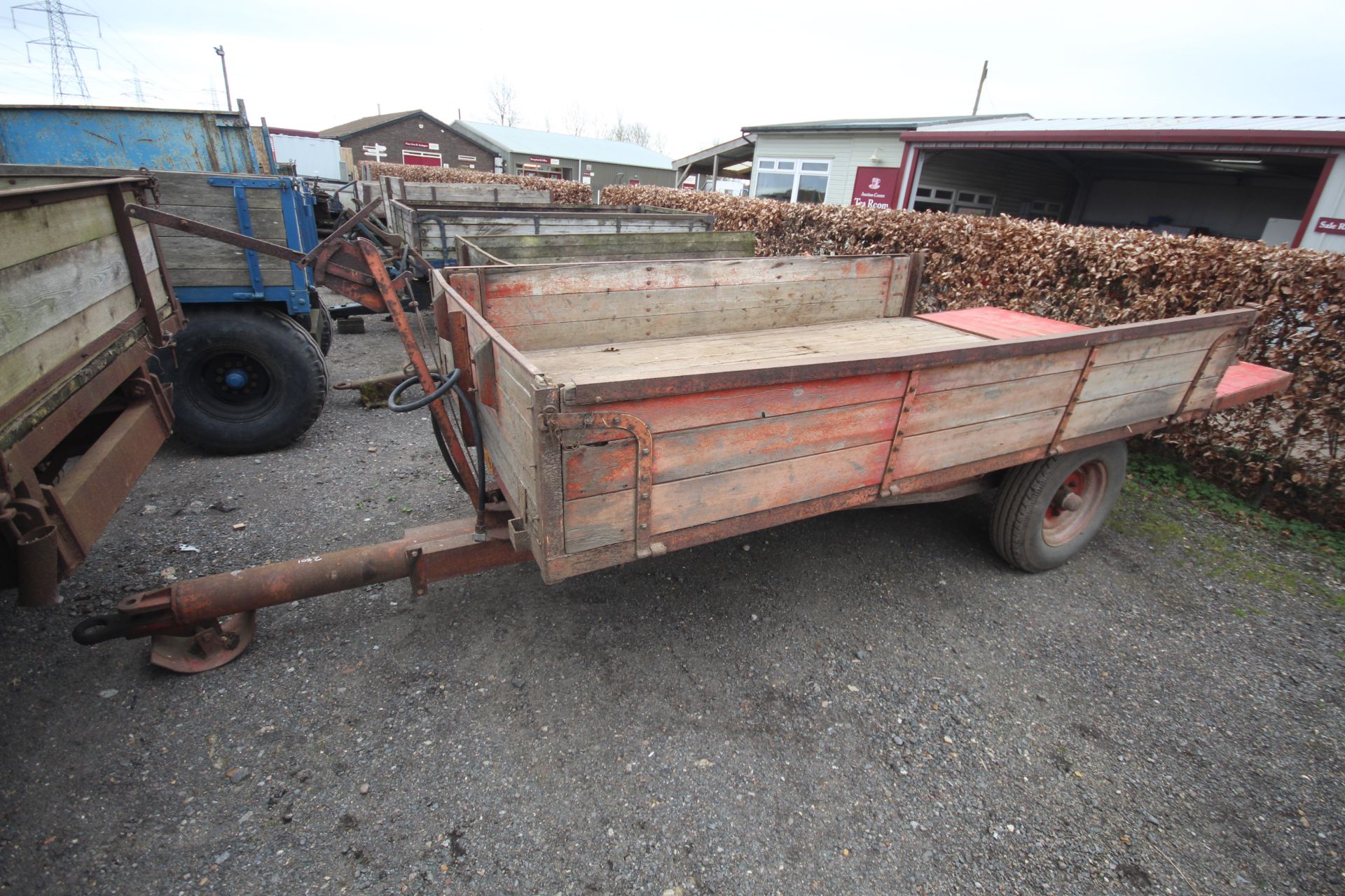 3T single axle tipping trailer. With bale extension.