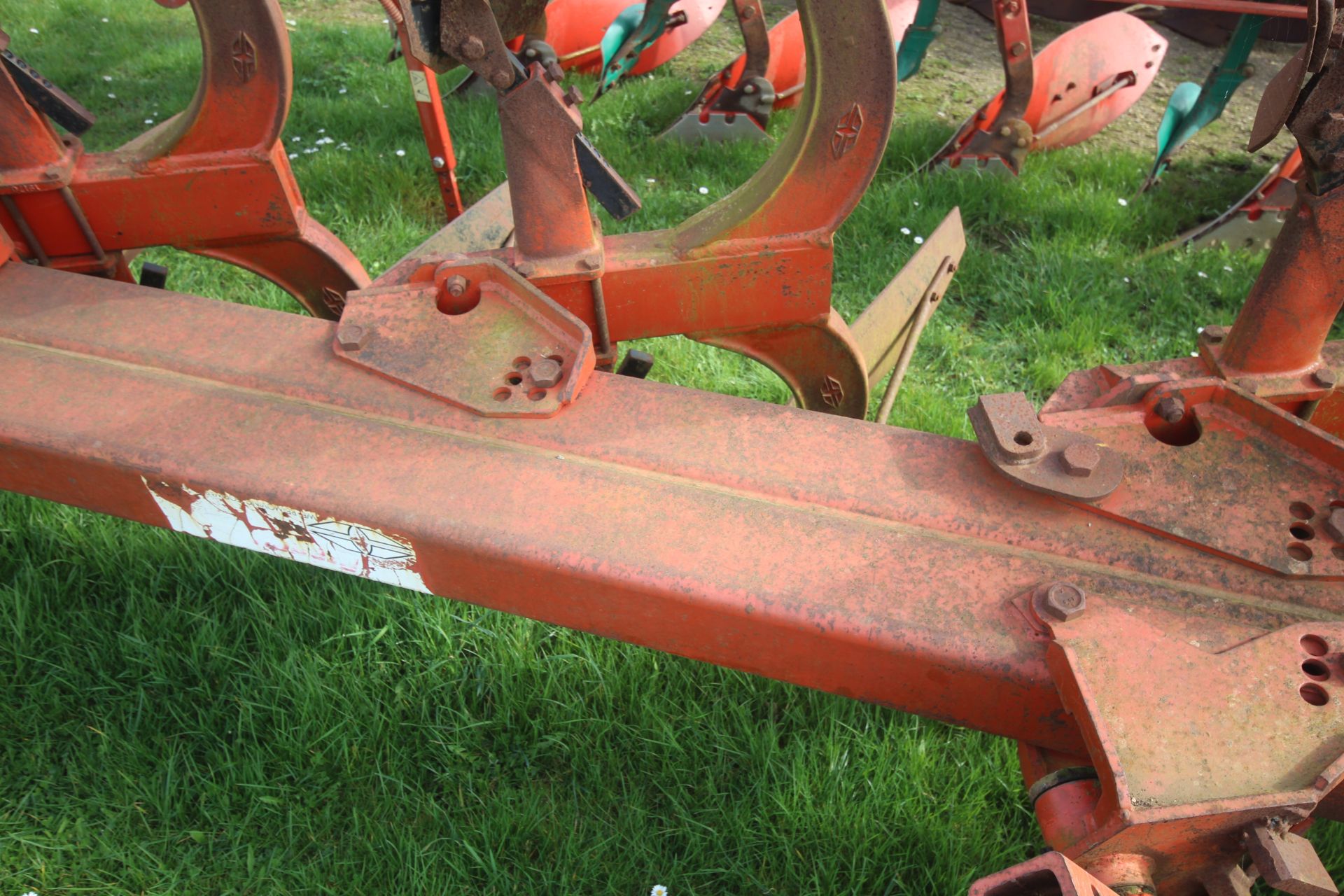 Gregoire Besson 5+1F reversible plough. 1997. One farm from new. V - Image 21 of 24