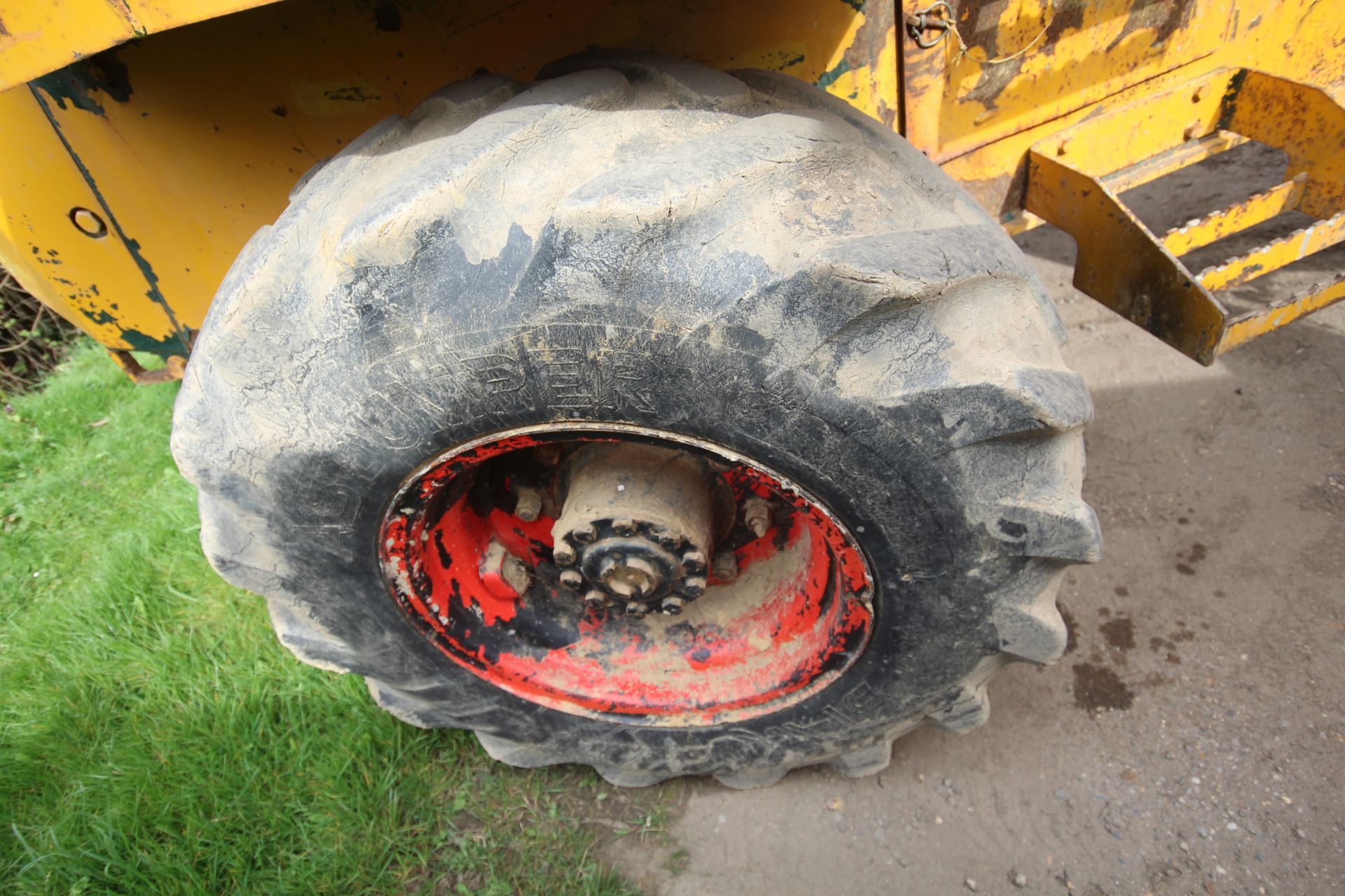 Thwaites 5T 4WD swivel tip dumper. 2003. 3,330 hours. Serial number SLCM355ZZ35.A3194. 12.5/80-18 - Image 14 of 37