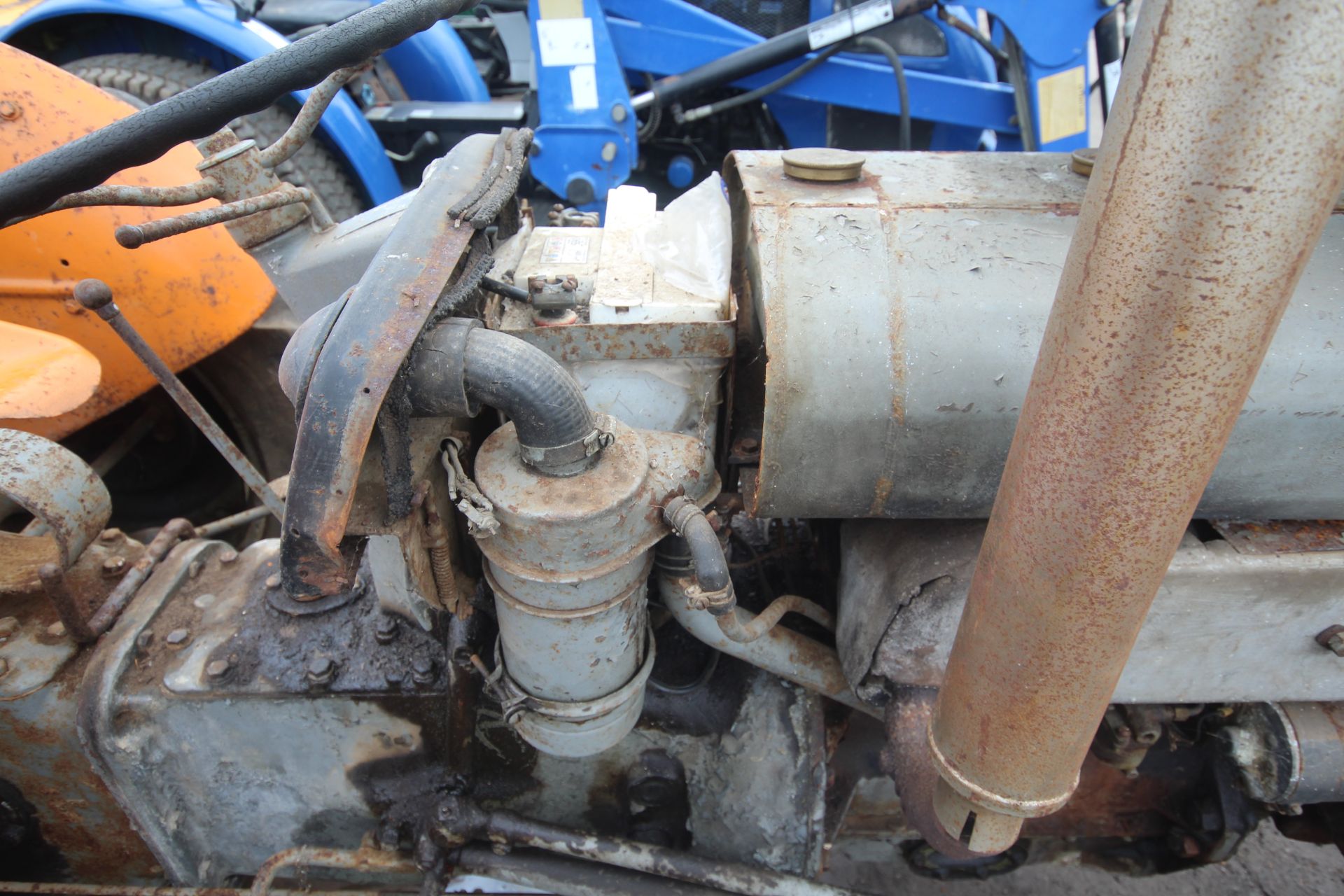 Ferguson TEA 20 Petrol/ TVO 2WD tractor. Registration MVF 85 (buff log book). 1951. Fitted with - Bild 25 aus 26