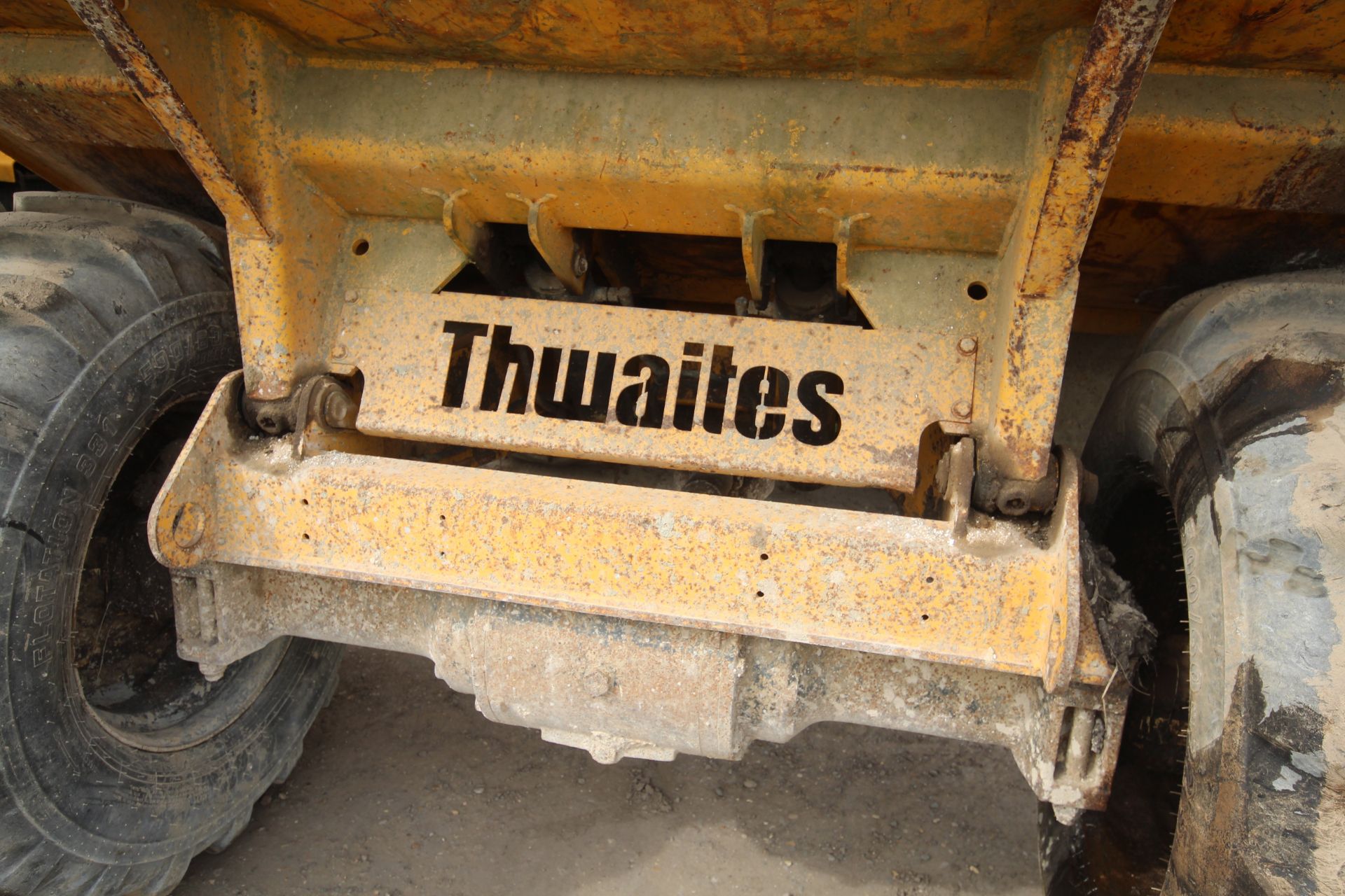 Thwaites 9T 4WD dumper. 2005. Unknown hours. Serial number SLCM39022507A6719. 500/60-22.5 wheel - Image 5 of 32