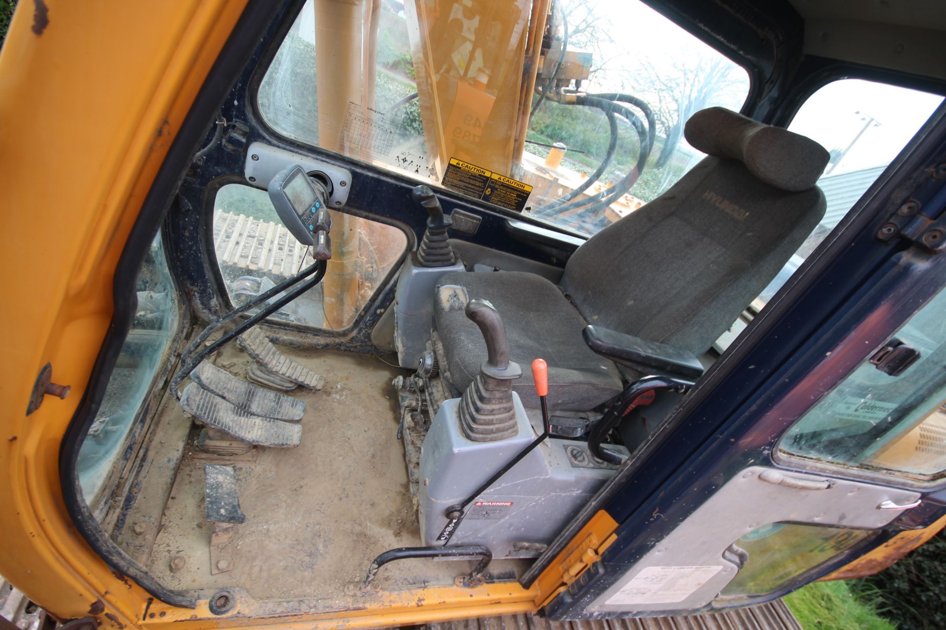 Hyundai Rolex 130 14T LCD-3 steel track excavator. Showing 4,963 hours. 20xx. With two buckets, twin - Image 41 of 70