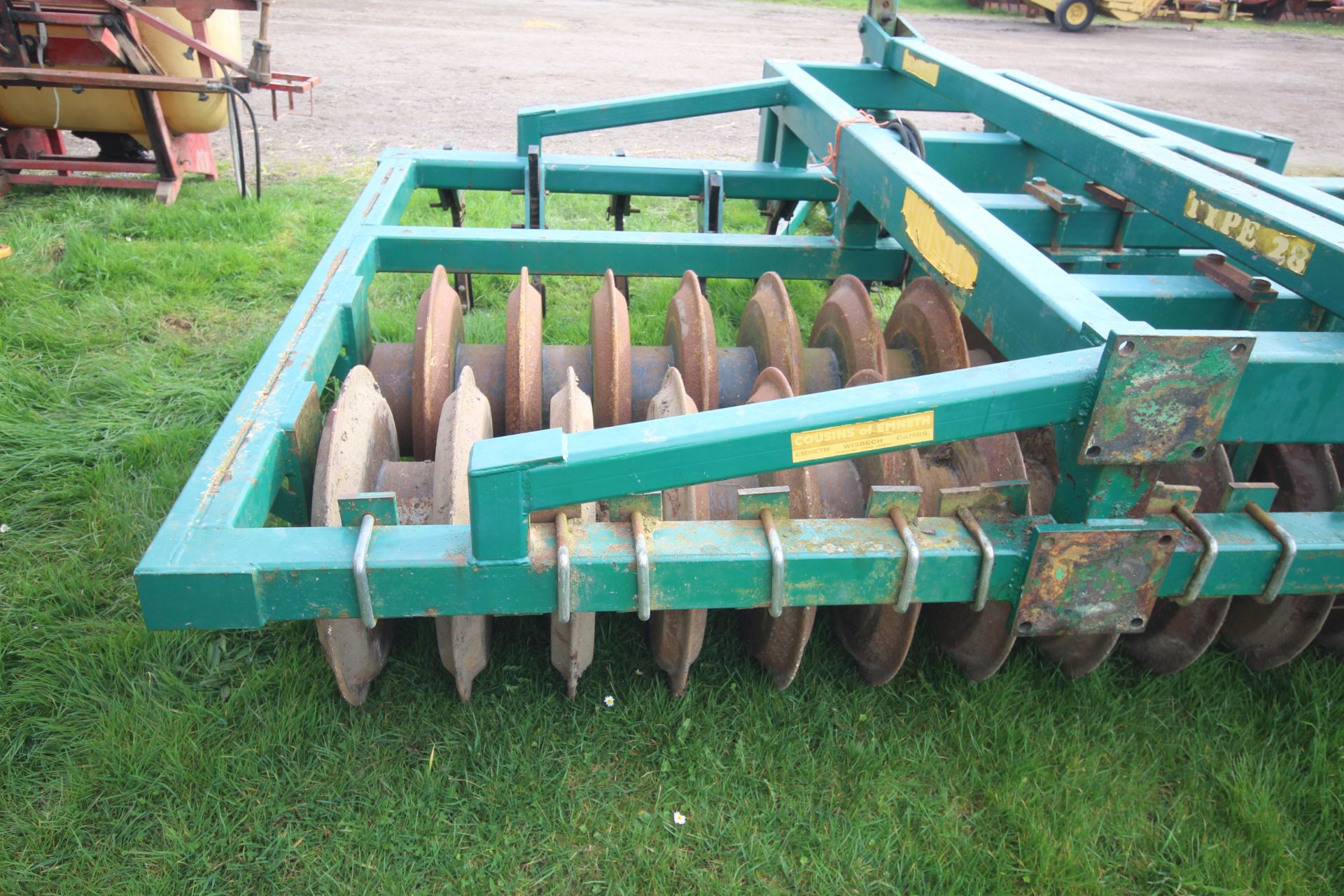 Cousins Type 28 3.4m trailed double press. With DD style rings and leading tines. From a local - Image 17 of 31