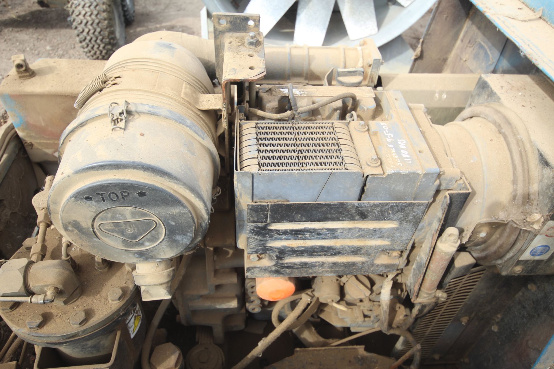 ** Online Video Available ** Lowery road tow compressor. Vendor reports running recently. - Image 10 of 19