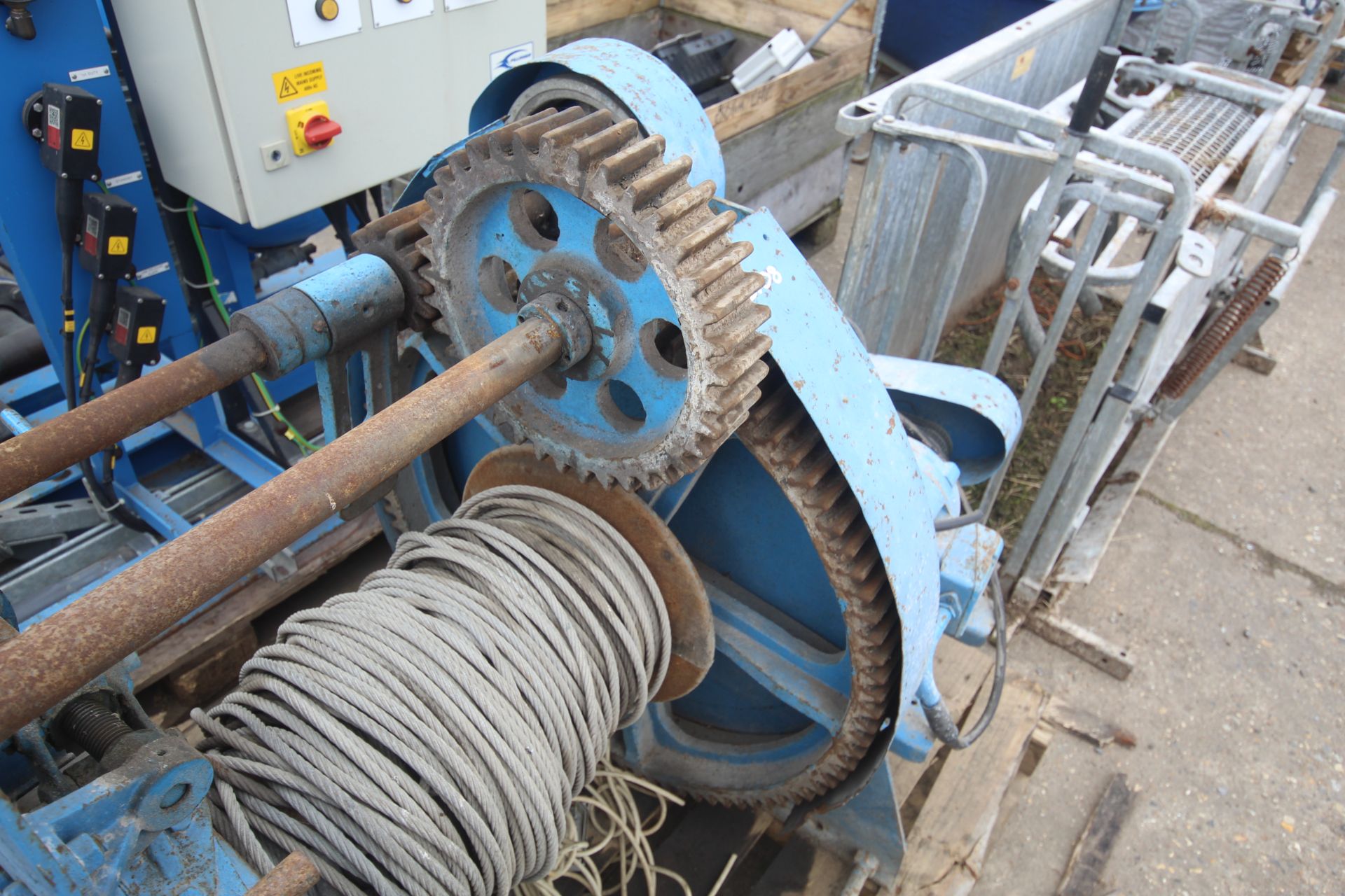 WW&F Co 1T electric winch. V - Image 5 of 8