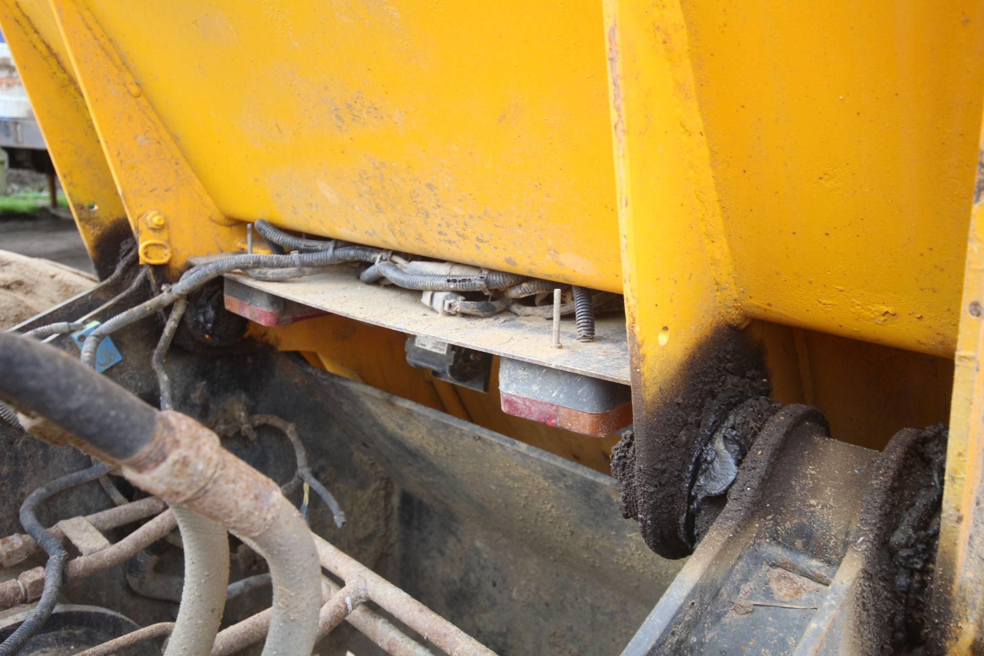 JCB 714 14T 4WD dumper. 2006. 6,088 hours. Serial number SLP714AT6EO830370. Owned from new. Key - Bild 95 aus 108