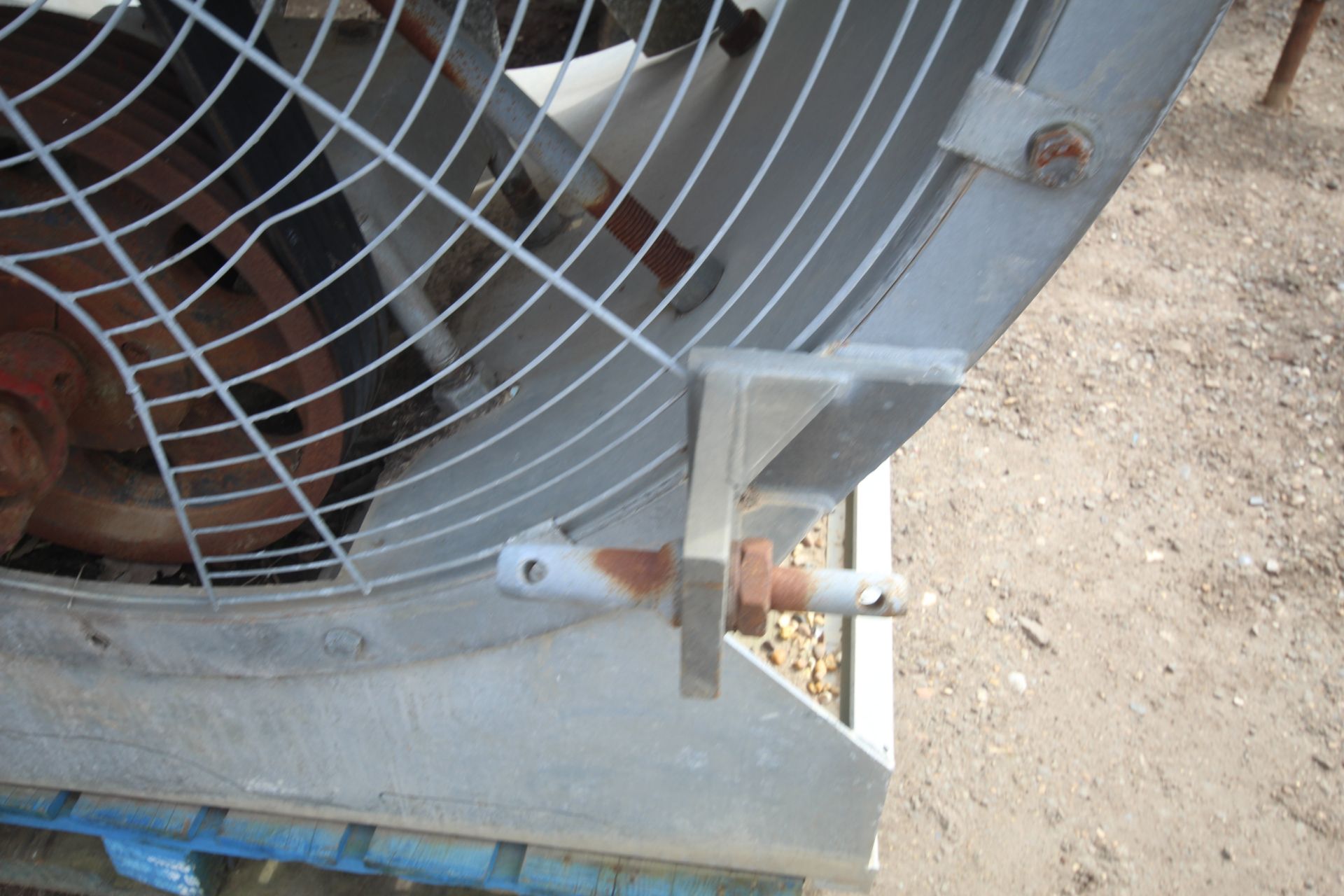 Large PTO drying fan. - Image 6 of 11