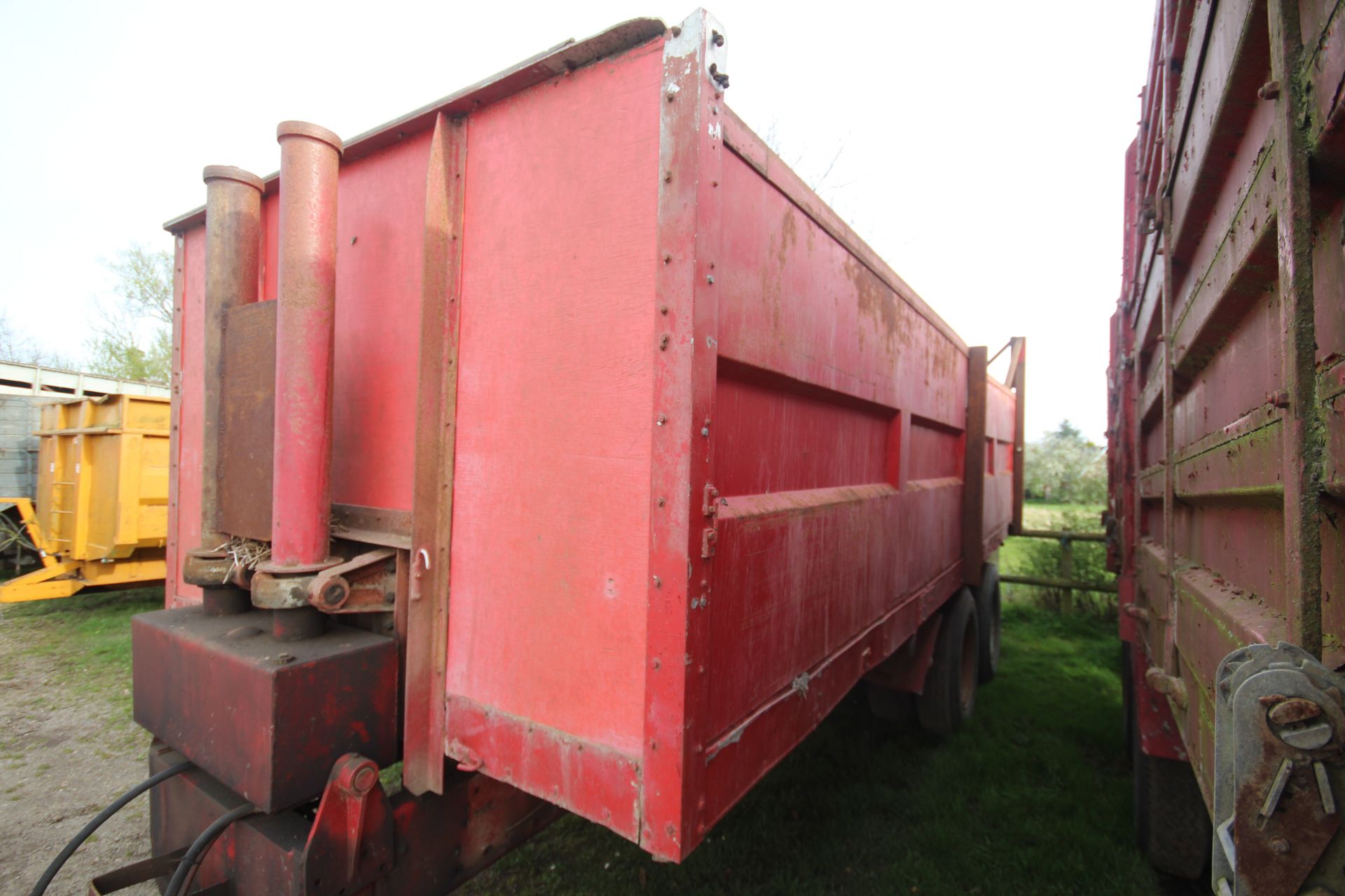 15T twin axle lorry conversion tipping trailer. V - Image 24 of 28