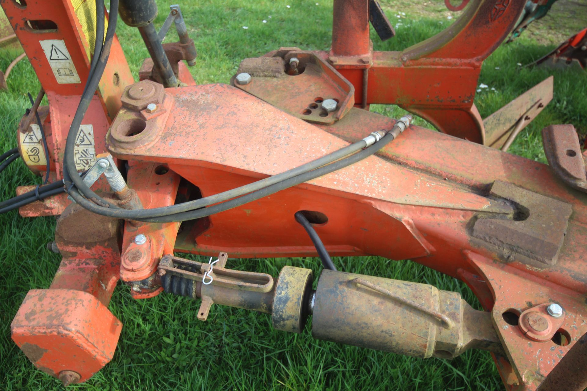Gregoire Besson 5+1F reversible plough. 1997. One farm from new. V - Image 23 of 24