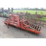 Farm Force 3.5m hydraulic folding front press. V