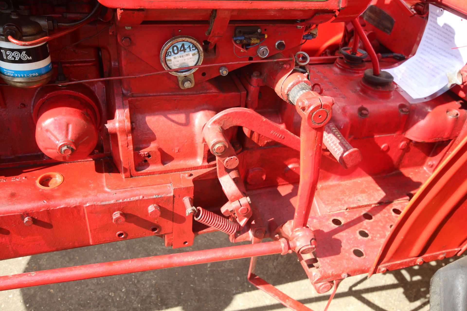David Brown 990 Implematic live drive 2WD tractor. Registration CNO 117B. Date of first registration - Image 12 of 43