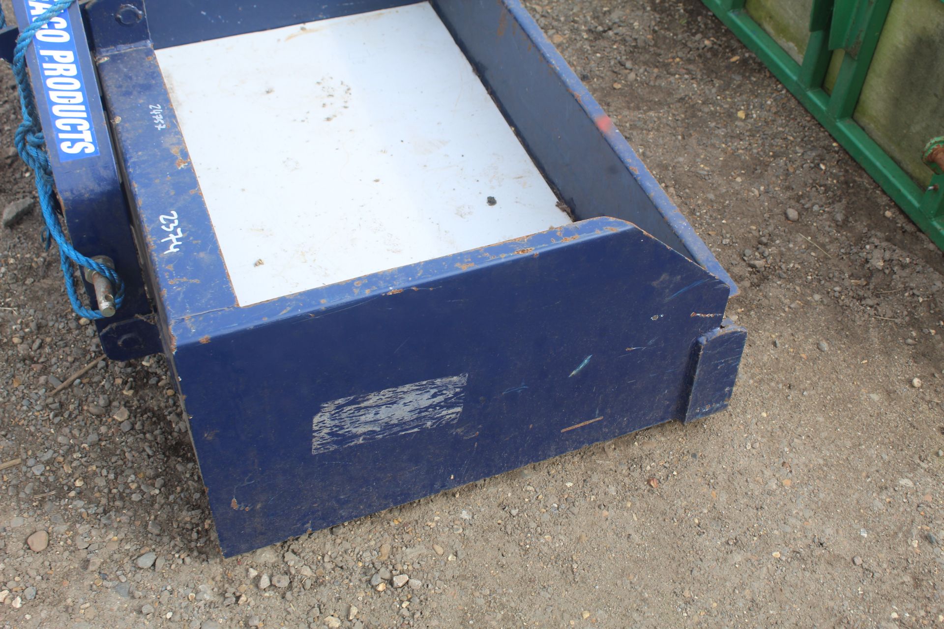 Beaco tipping transport box. - Image 5 of 8
