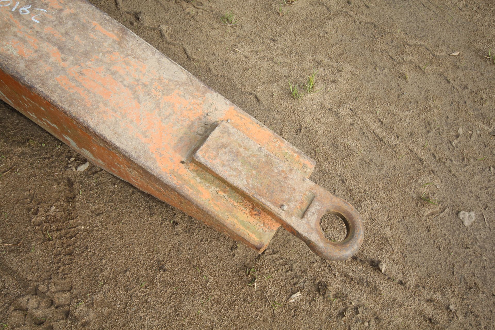 Brian Legg 8T single axle low loader. With lights, hydraulic brakes and ramps. - Image 5 of 15