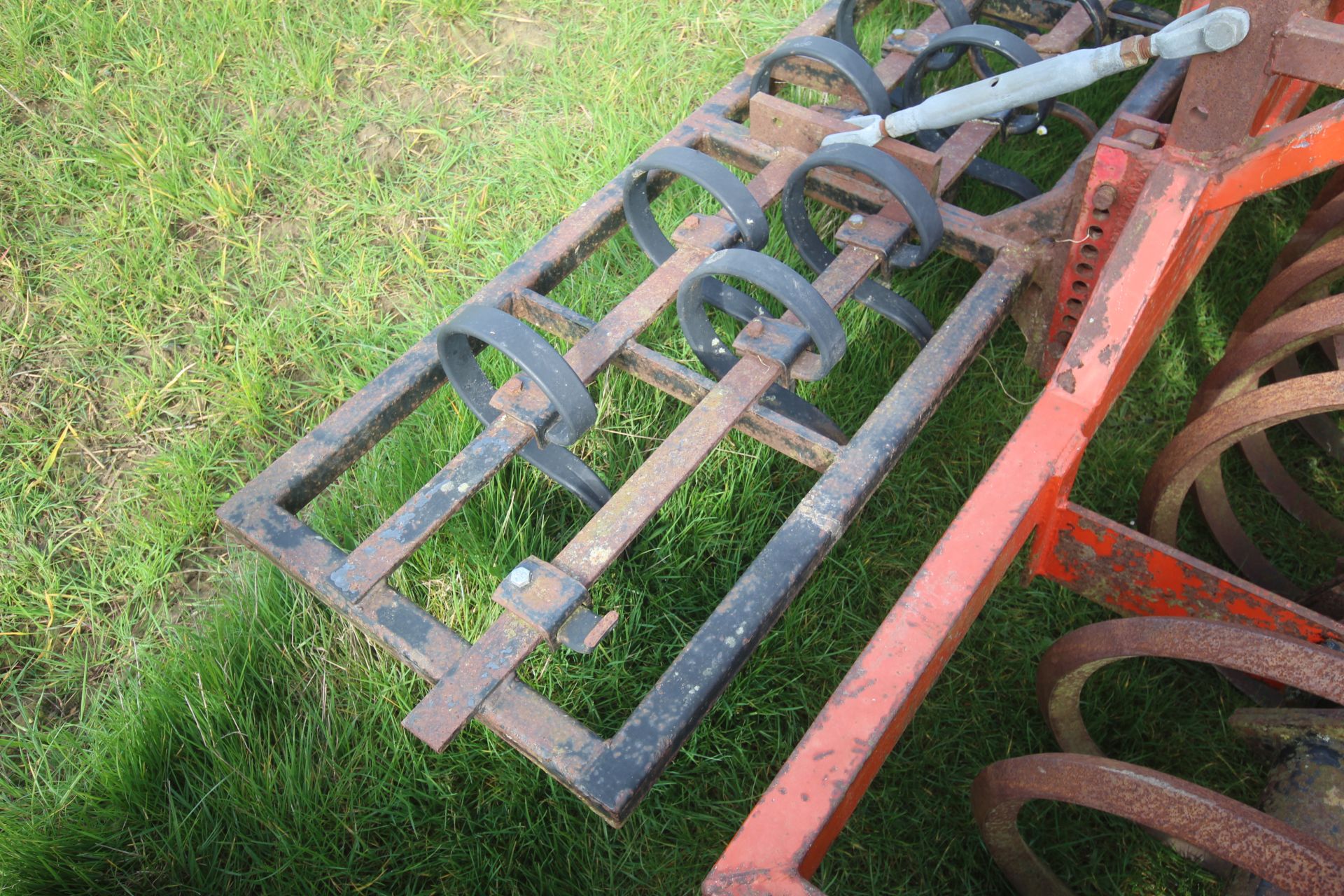 FarmForce 3m front mounted Flexicoil press. With leading tines. From a local Deceased estate. - Image 7 of 12