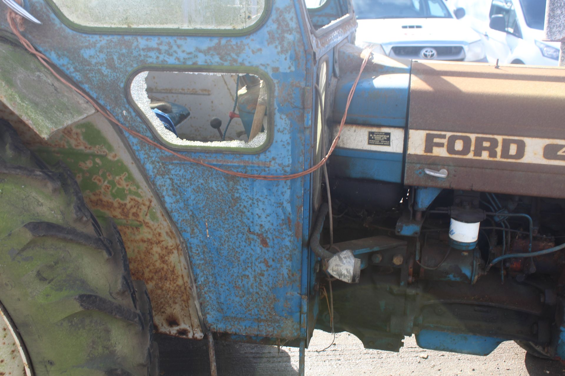 Ford 4600 2WD tractor. Registration MPV 963P. Date of first registration 01/03/1976. Serial number - Image 31 of 42