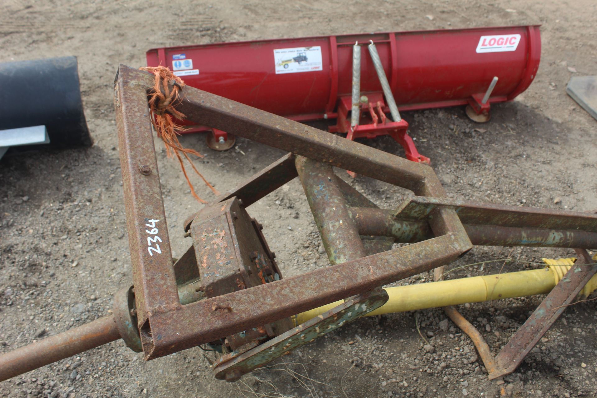 Tractor mounted post hole borer. V - Image 5 of 11