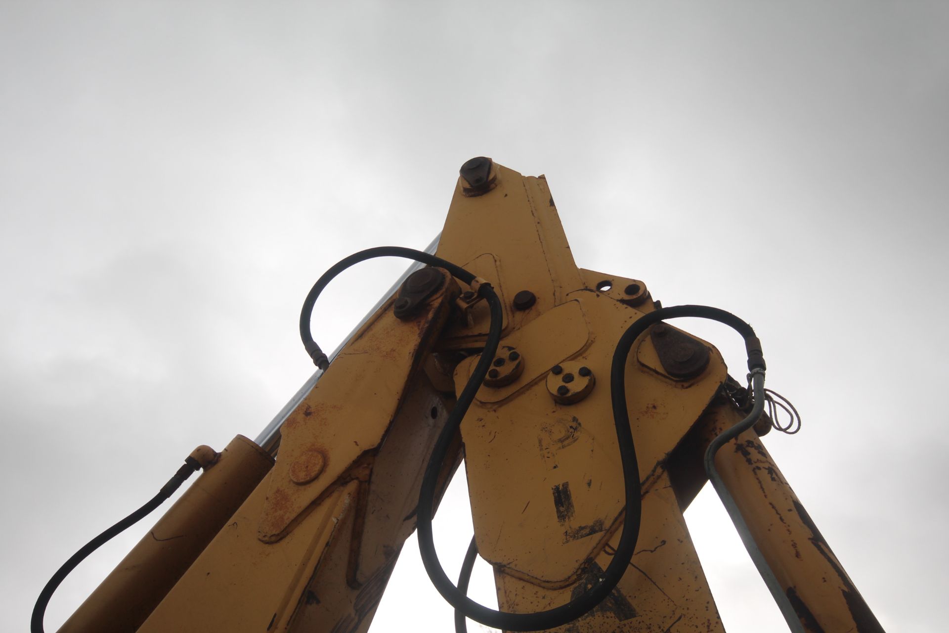 Ford 655 4WD backhoe loader. Registration F829 MVX. Date of first registration 03/10/1988. Showing - Image 50 of 87