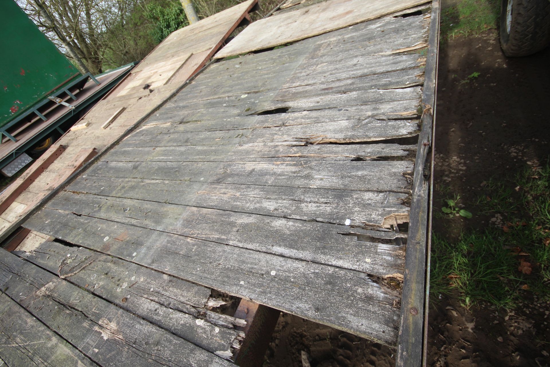 20ft single axle bale trailer. With front and rear ladders. - Image 11 of 20