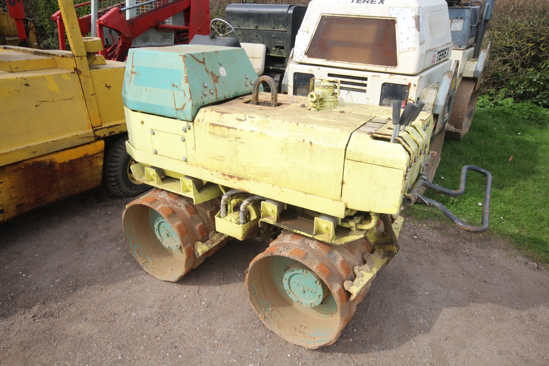 Rammax double drum trench roller. With Hatz diesel engine. Key held. V