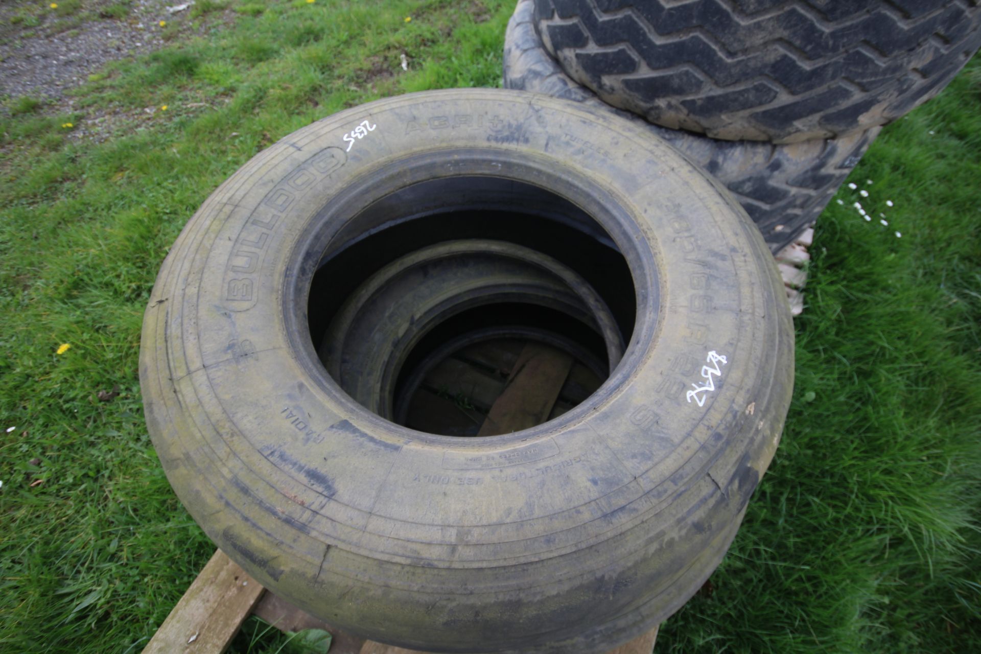 2x 385/65R22.5 super single tyres. V - Image 3 of 4