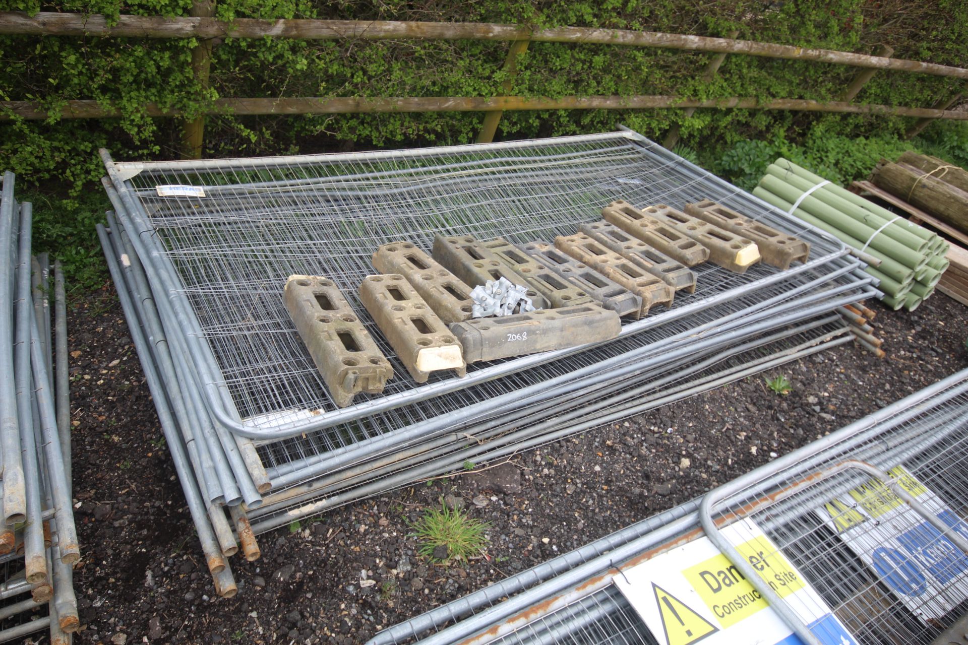 Quantity of Heras fence panels, clips and feet.