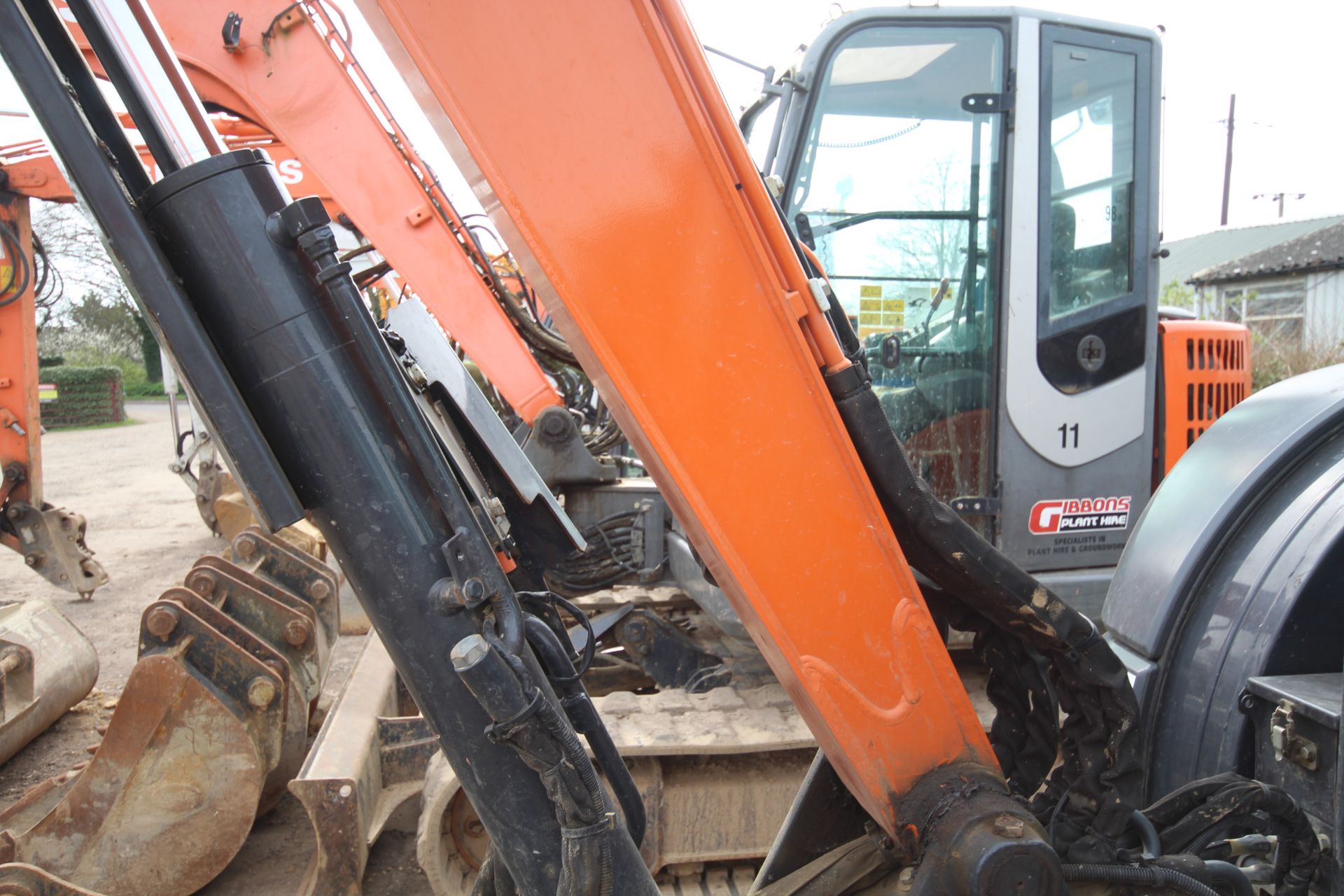 Hitachi ZX55U-6 CLR 5.5T rubber track excavator. 2022. 757 hours. Serial number HCMAEQ50H00061201. - Image 39 of 71