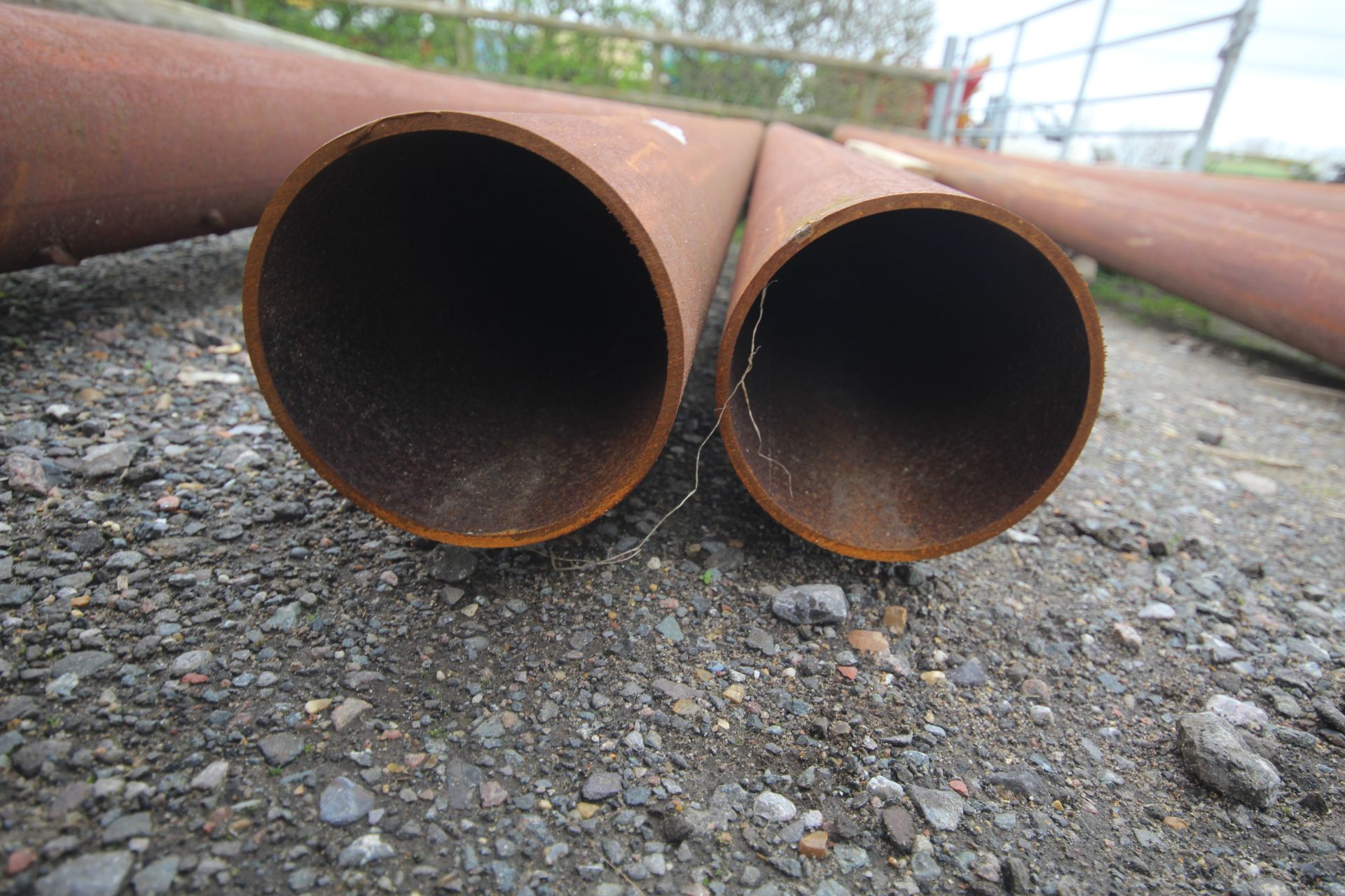 2x lengths of heavy duty steel tube. - Image 7 of 7