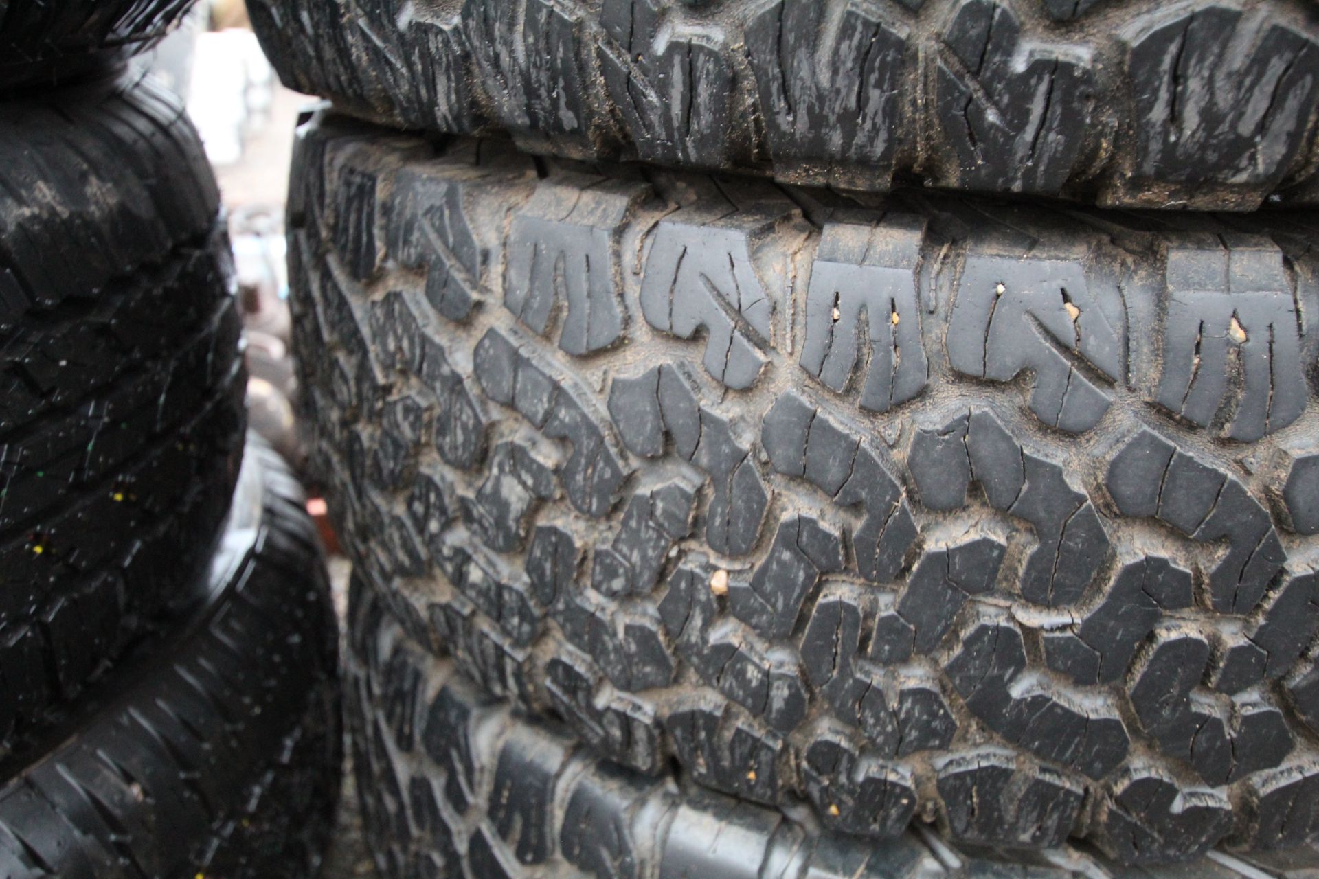 4x 265/65R17  120/117S BF Goodrich A/T tyres part worn. V - Image 5 of 6