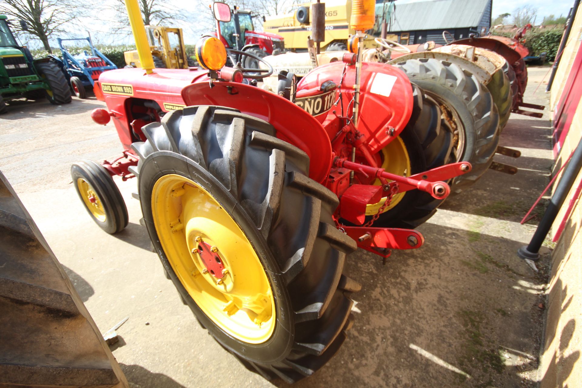 David Brown 990 Implematic live drive 2WD tractor. Registration CNO 117B. Date of first registration - Image 4 of 43
