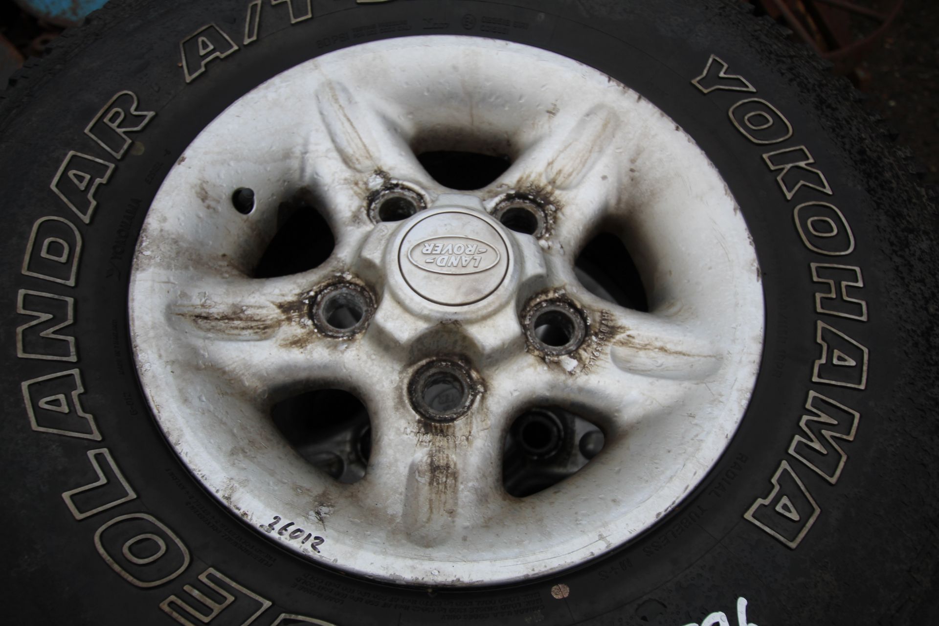 4x Land Rover wheels and tyres. - Image 2 of 7