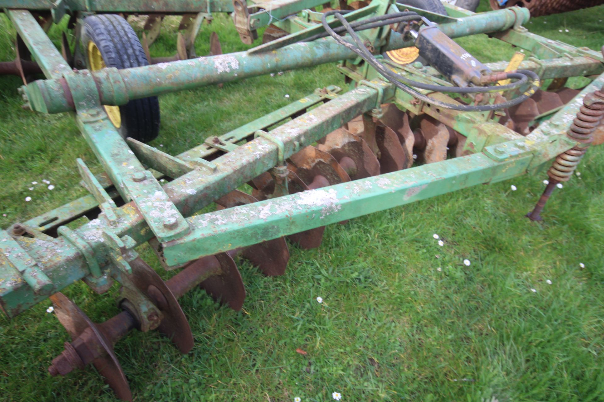 John Deere 3.5m trailed discs. For sale due to retirement. V - Bild 15 aus 15