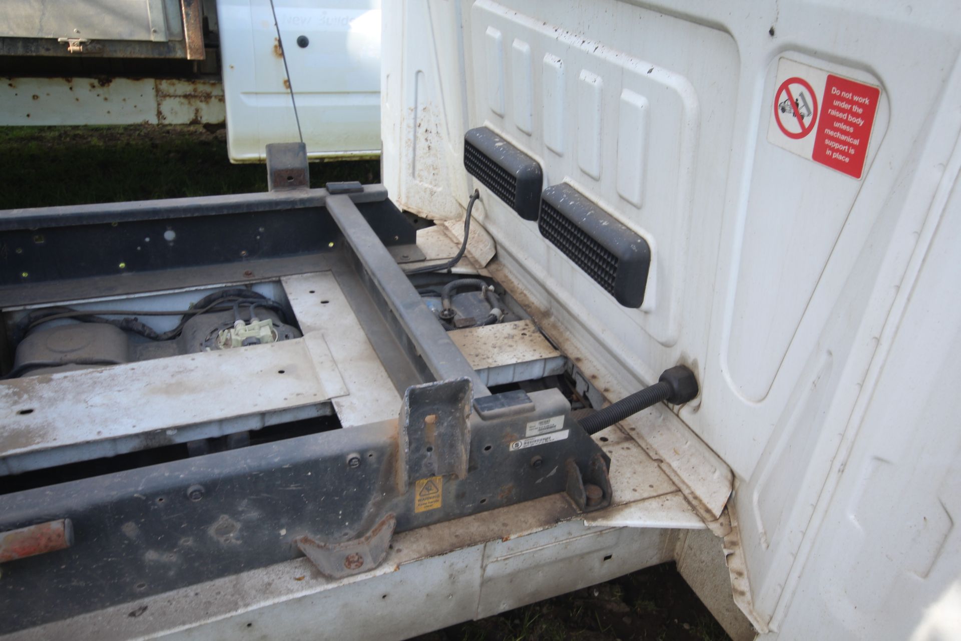 Ford Transit 350 2L diesel manual drop-side tipper. Registration AY18 NSU. Date of first - Image 63 of 64