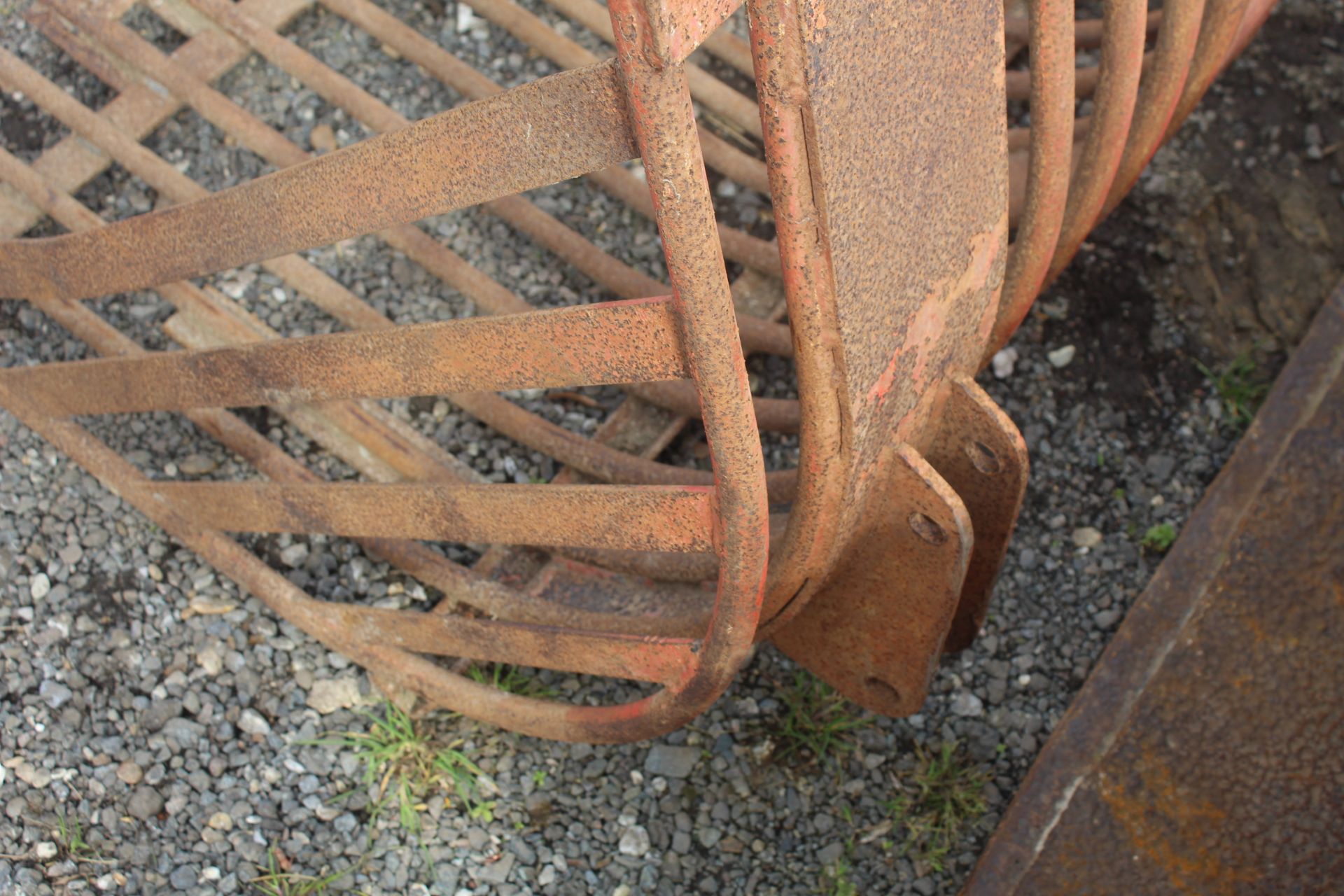 Beet bucket for tractor loader. V - Image 4 of 6