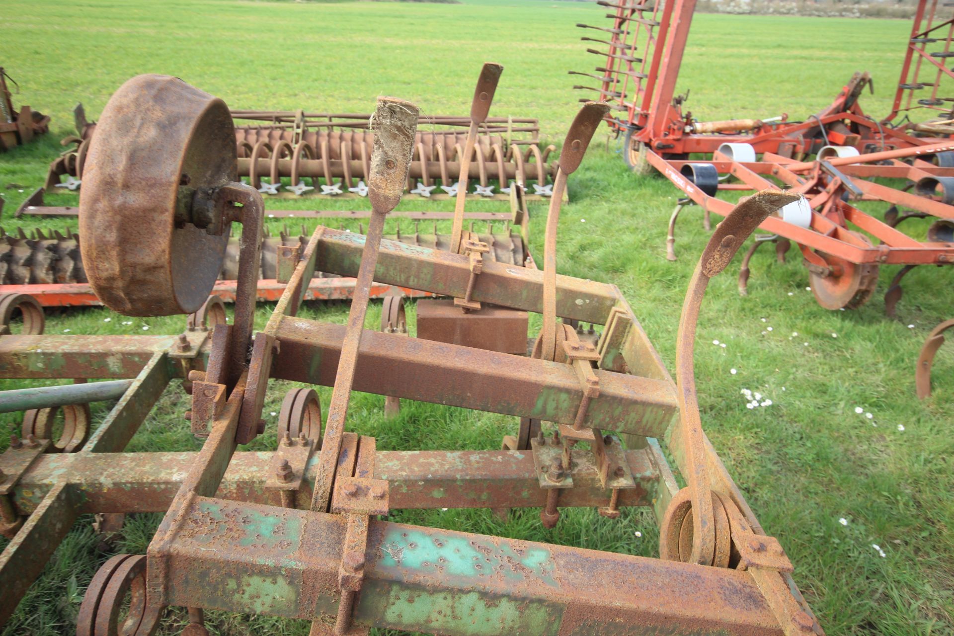 6m manual fold pigtail cultivator. - Image 4 of 14