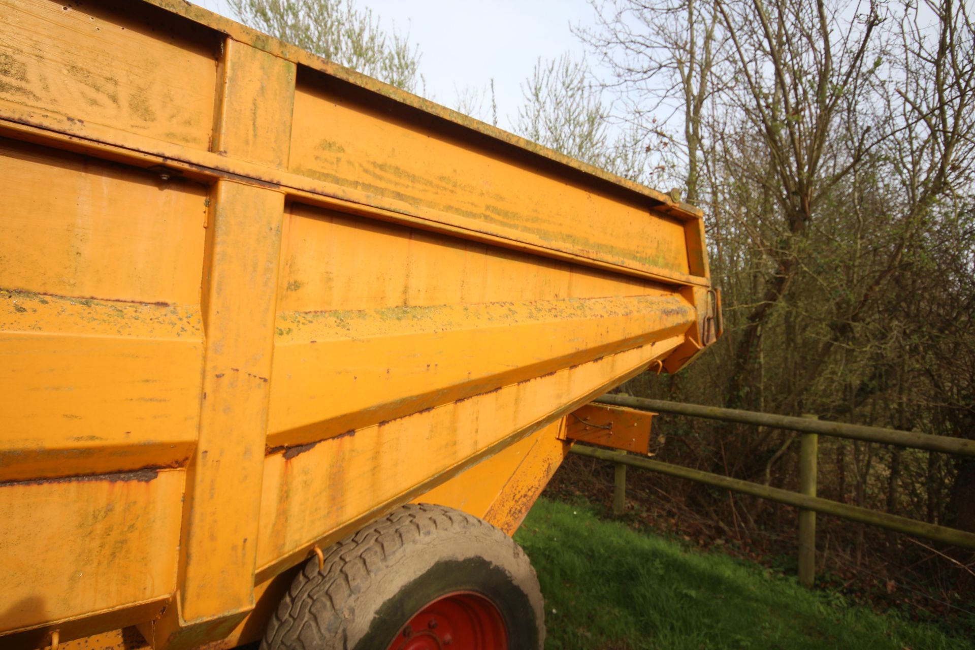 Richard Western 10T single axle dump trailer. 1992. With greedy boards and tailgate. Owned from new. - Image 11 of 23