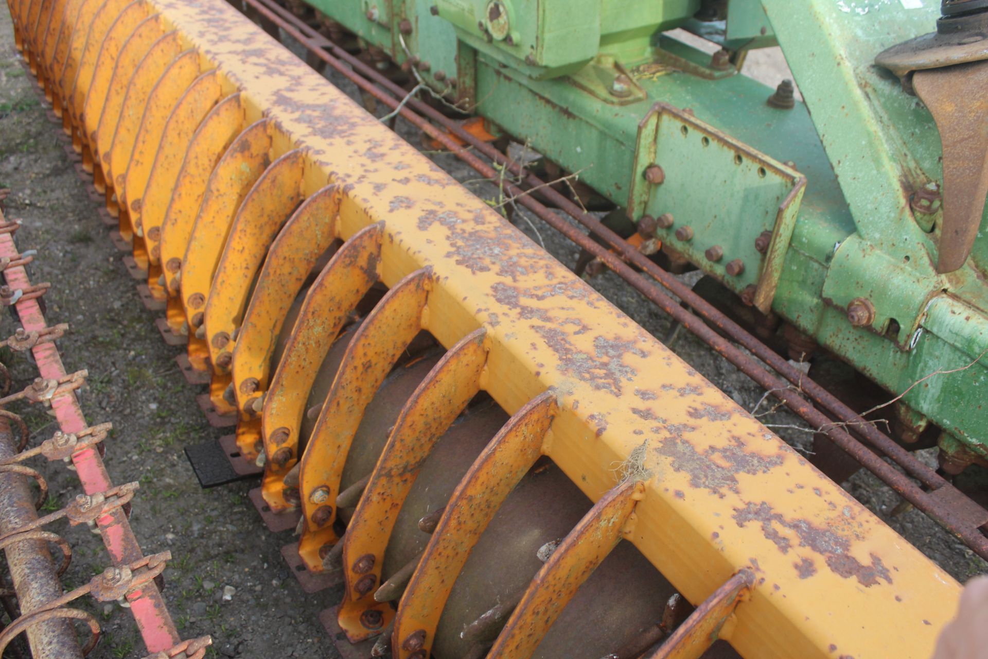 Amazone 4m power harrow. For spares or repair. V - Image 10 of 13