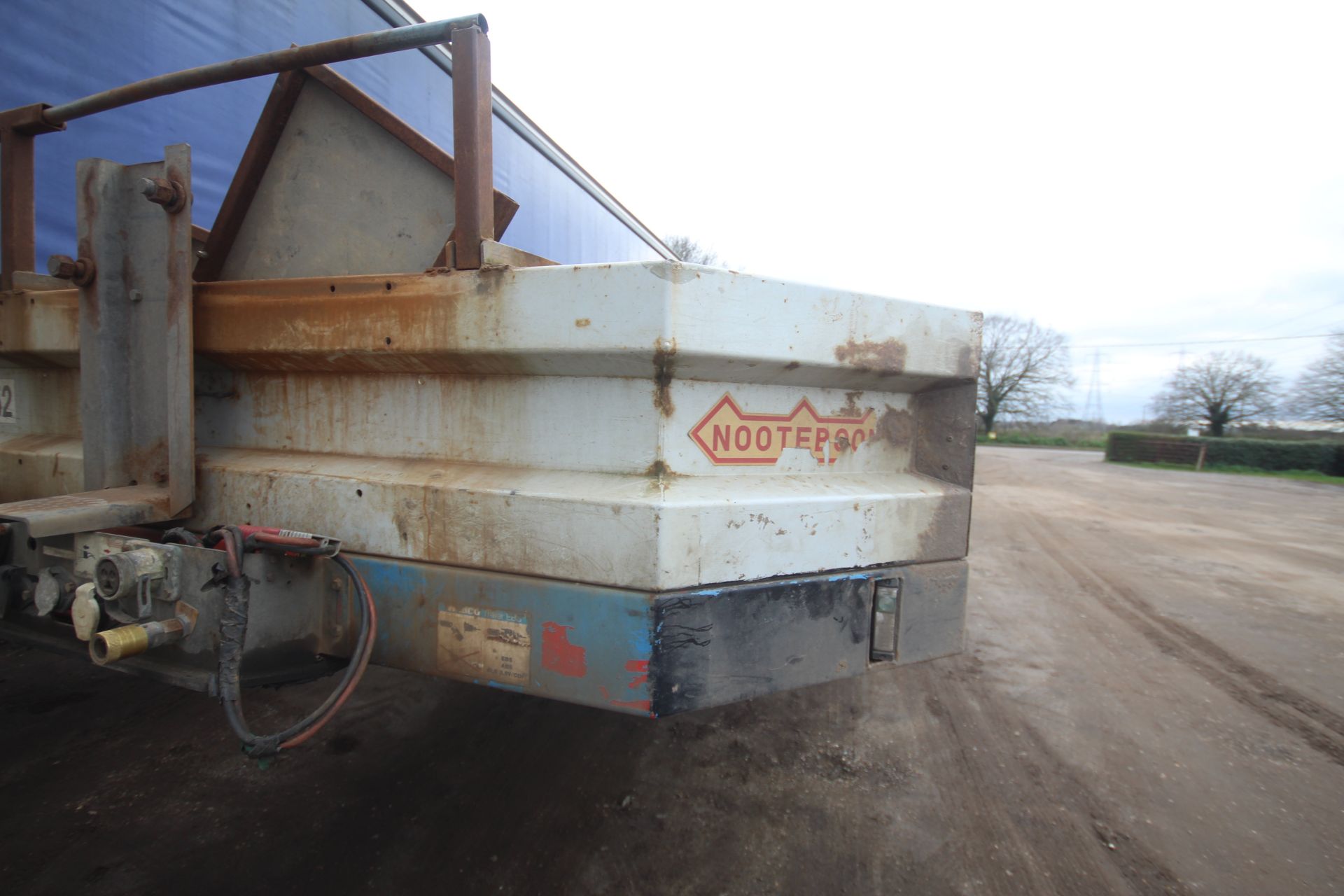 Nooteboom OSDS-41-03 38T 14.2m tri-axle low loader trailer. Registration C300731. Date of first - Image 6 of 68